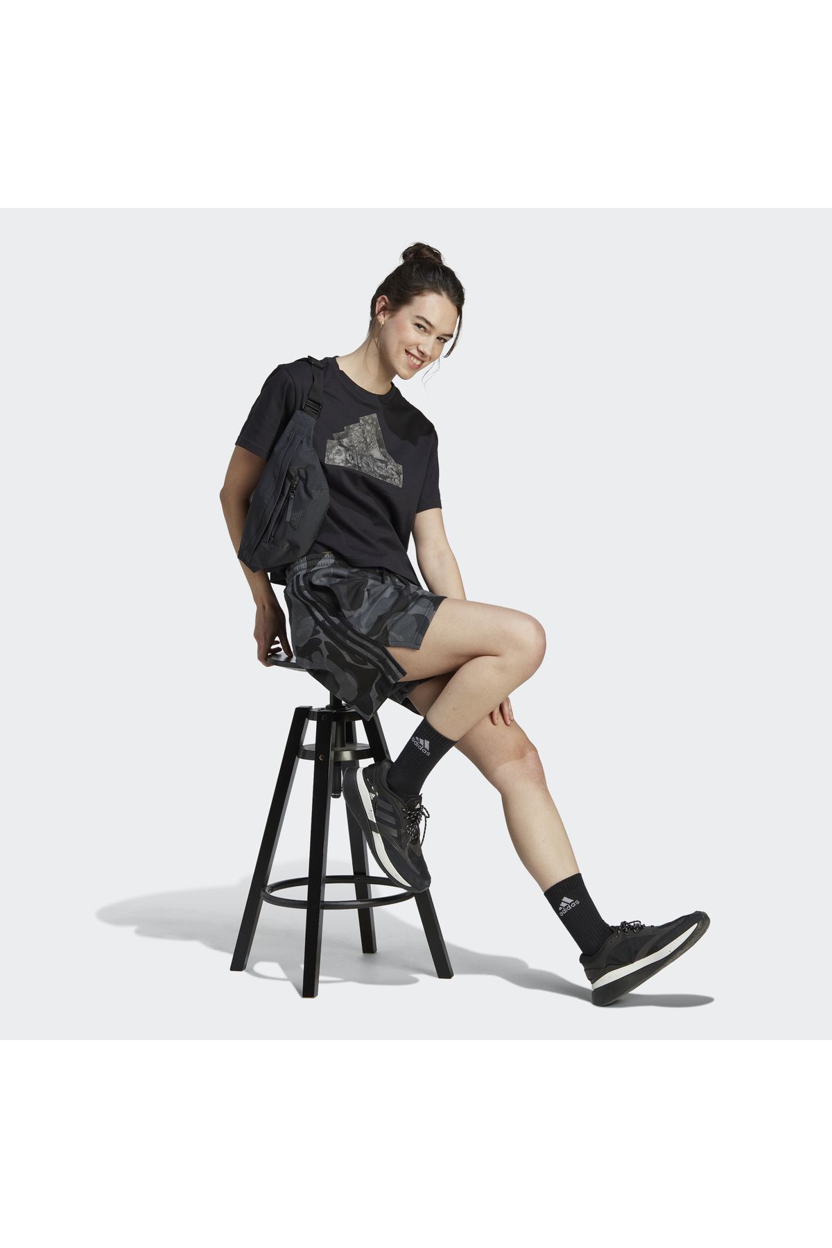 adidas adidas تی‌شرت زنانه آدیداس مدل آیکونز