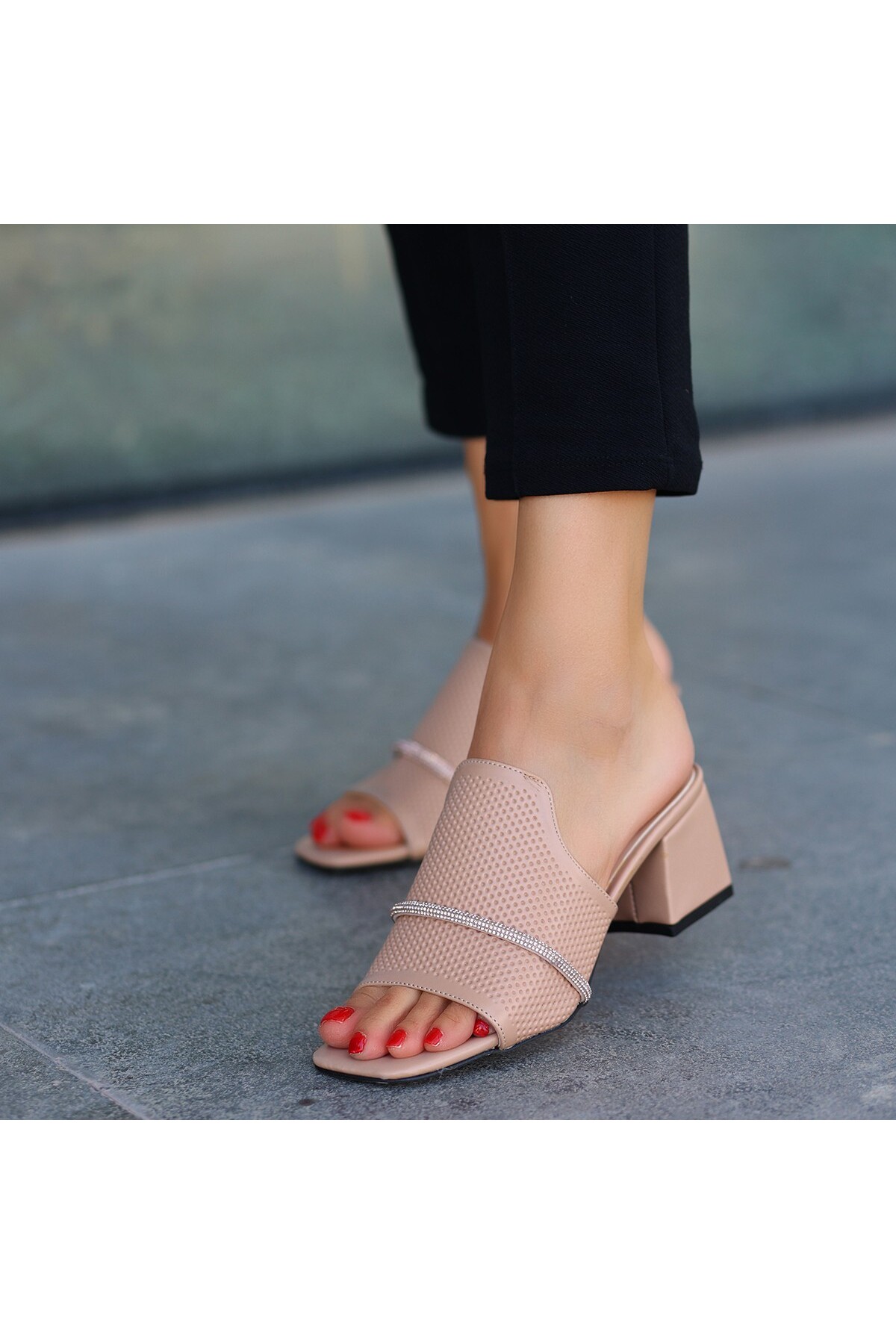 Guaz Nude Cilt Topuklu Terlik