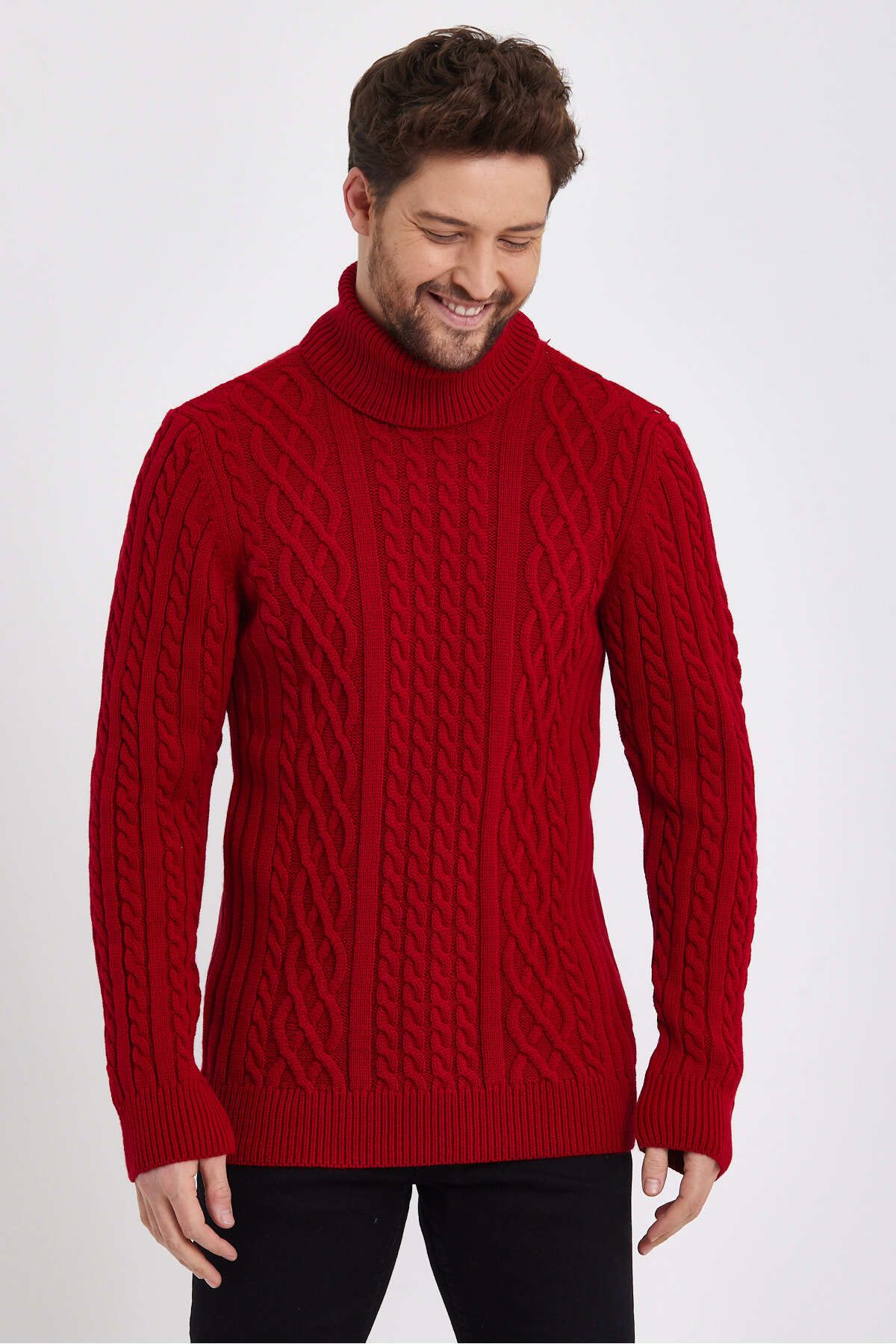 Mens red 2025 cable knit sweater
