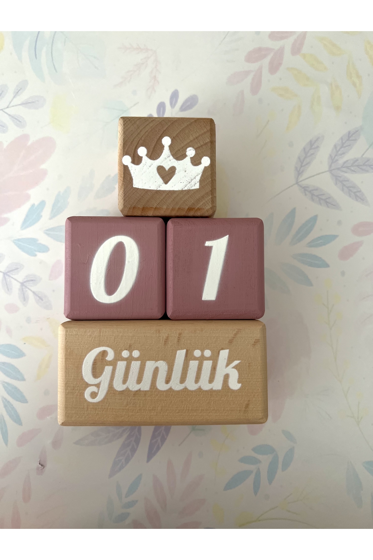 Renkli anı küpü