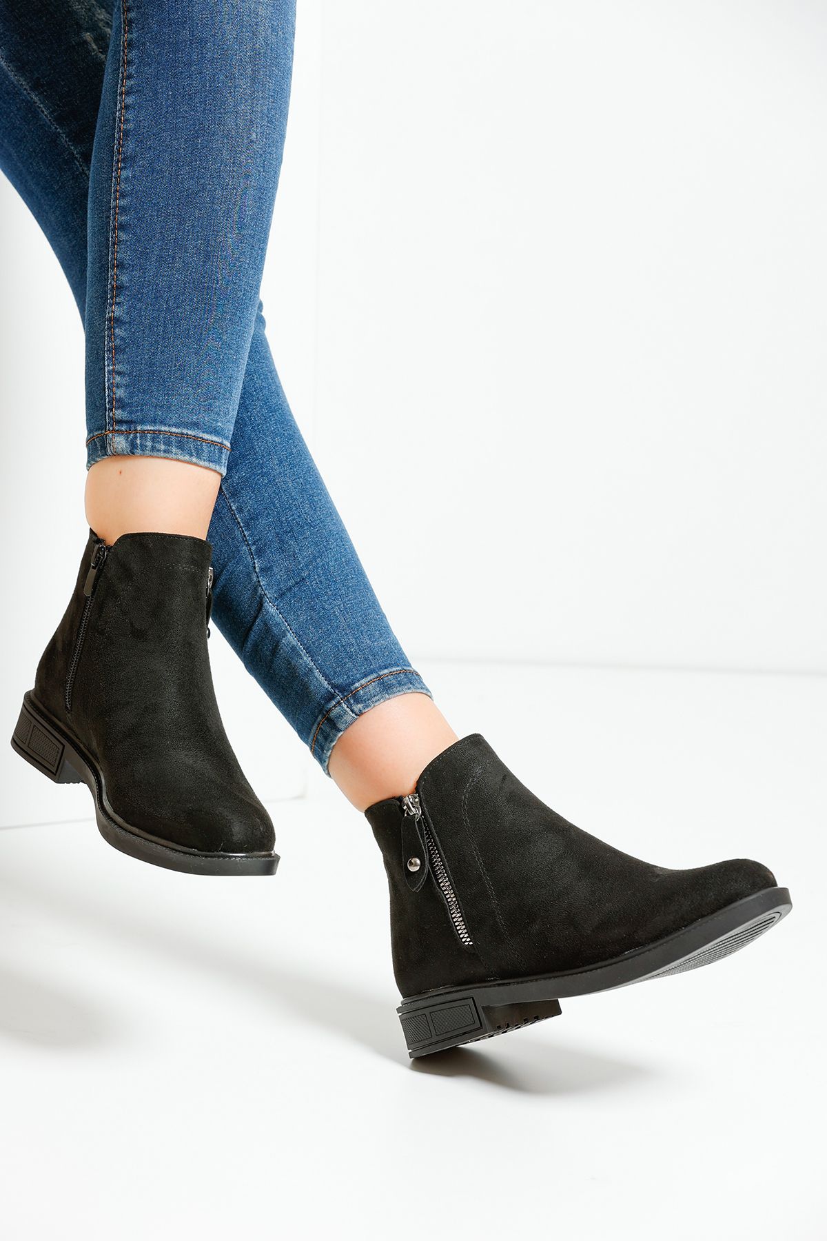 en7-Black Suede Women's Boots A106A 3