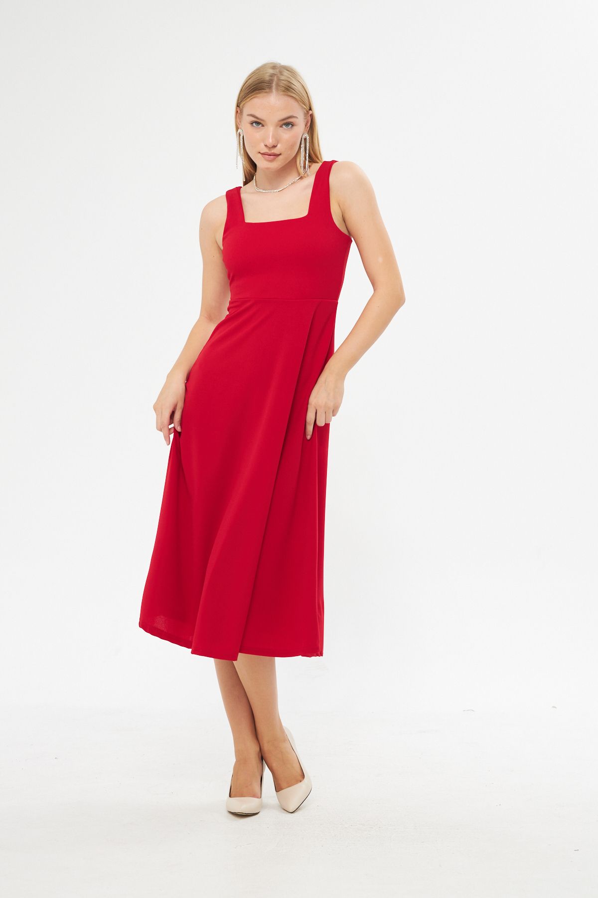 lovebox Flexible Crepe Fabric Thick Strap Square Neck Midi Length