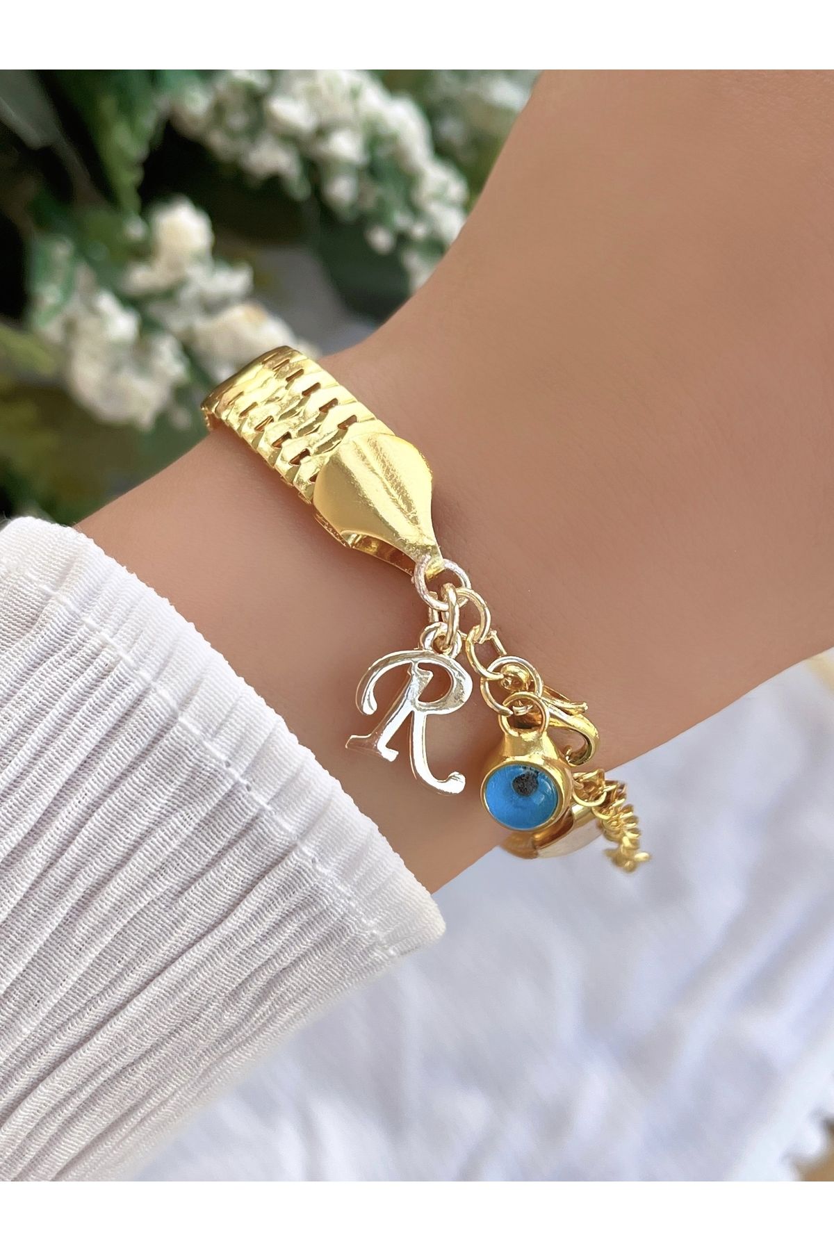 Letter clearance r bracelet