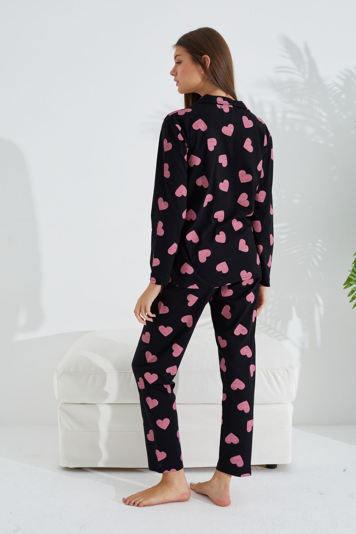 Siyah İnci-black and pink heart patterned cotton button-down pajama set 3
