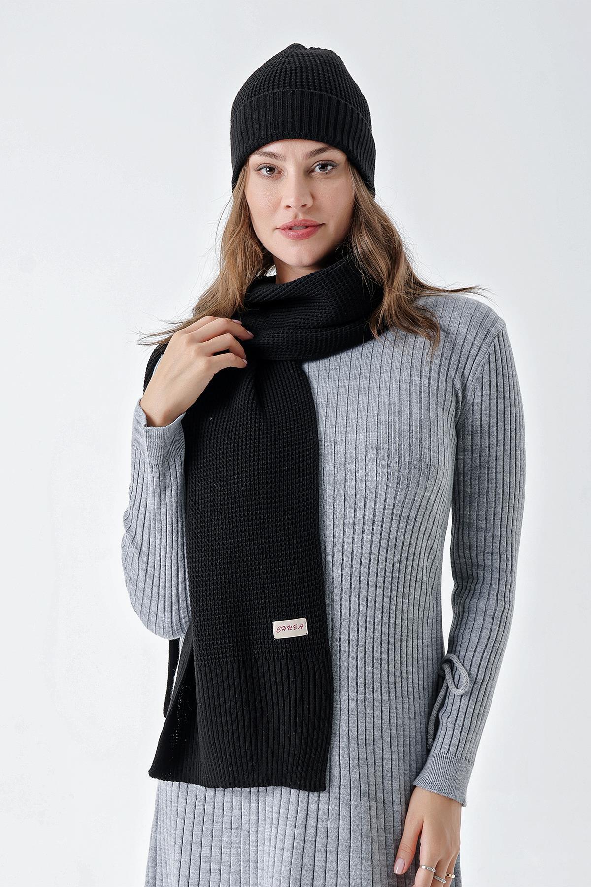 CHUBA Kadın Yumuşak Tuşeli Örgü Detaylı Atkı Bere Takımı Siyah 24W132