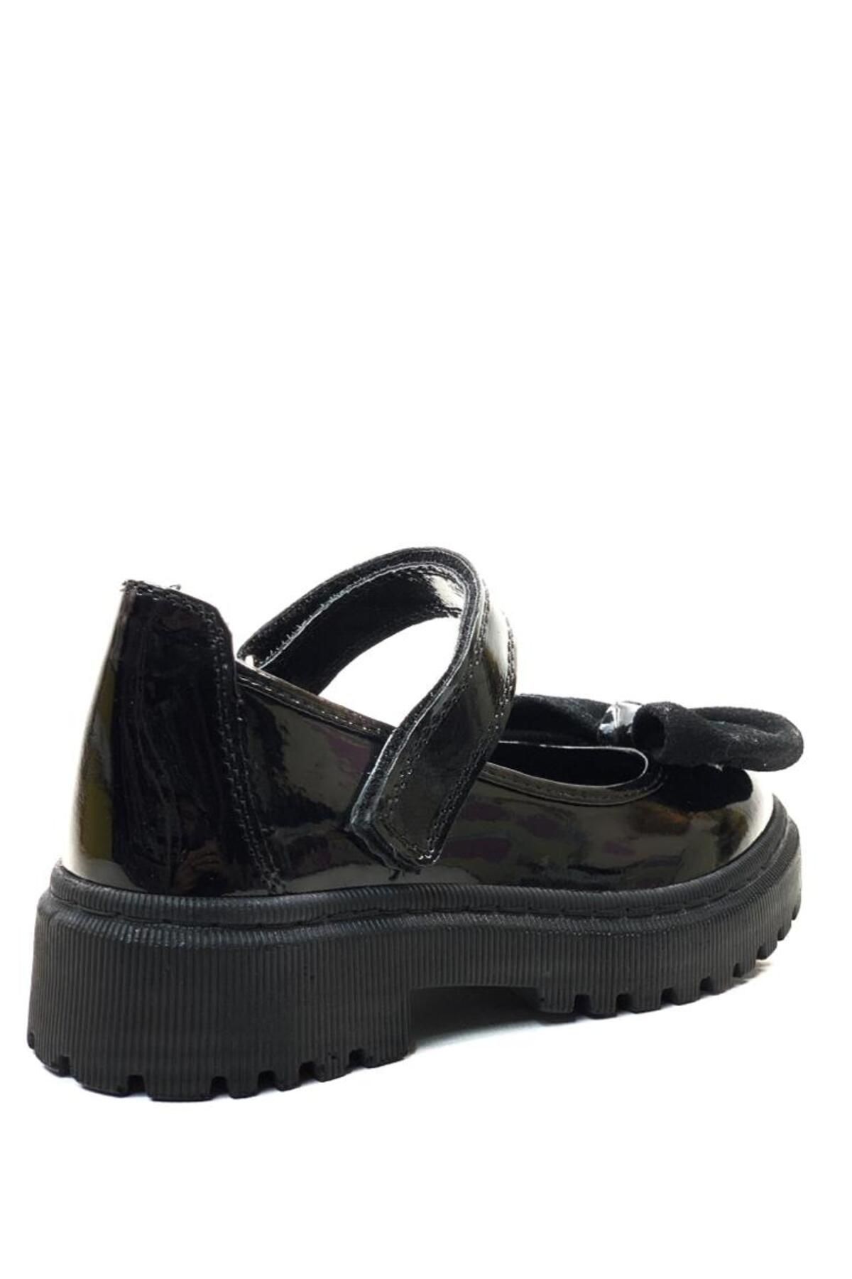 Black platform school store shoes