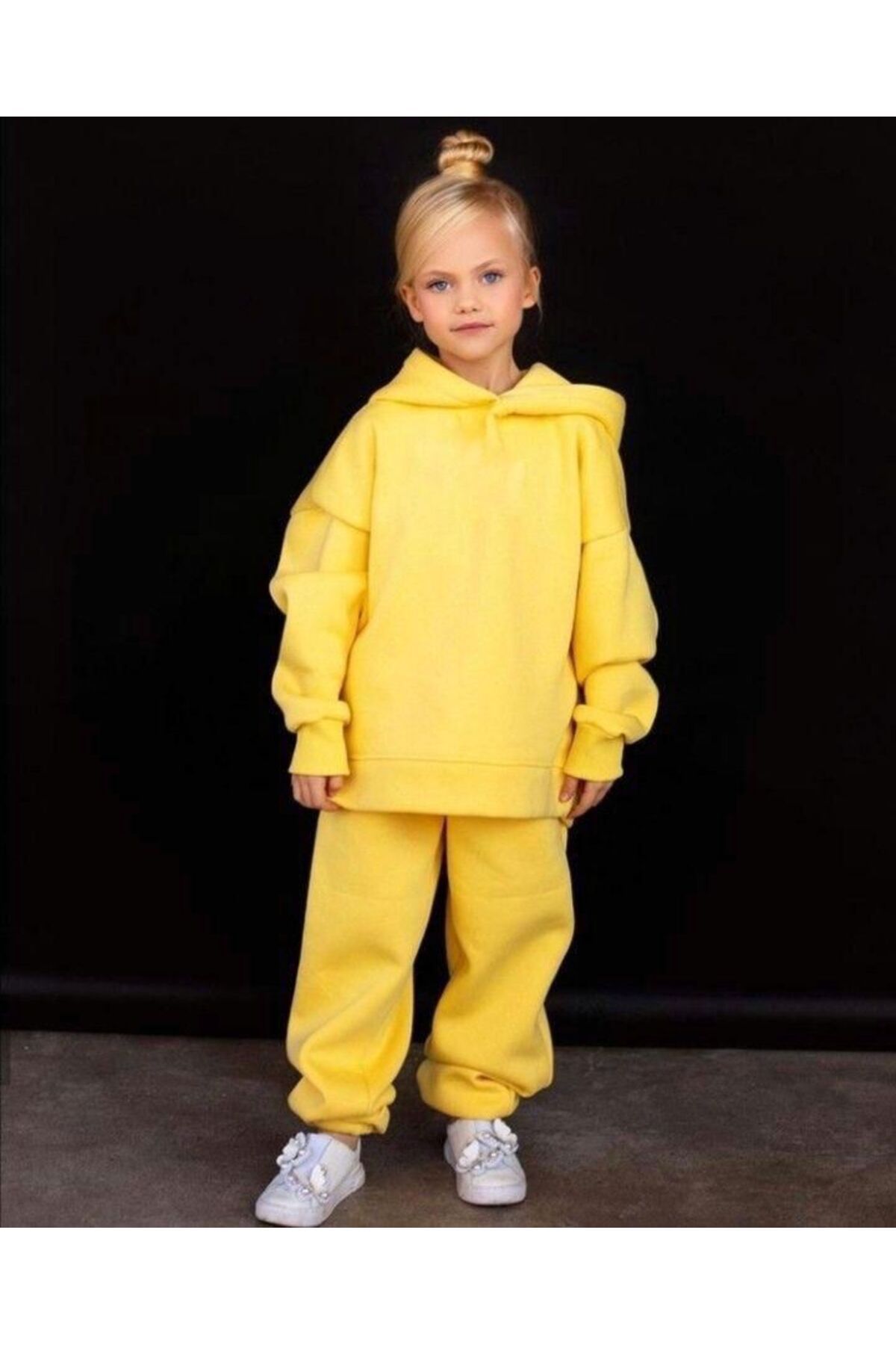 Yellow shop tracksuit kids