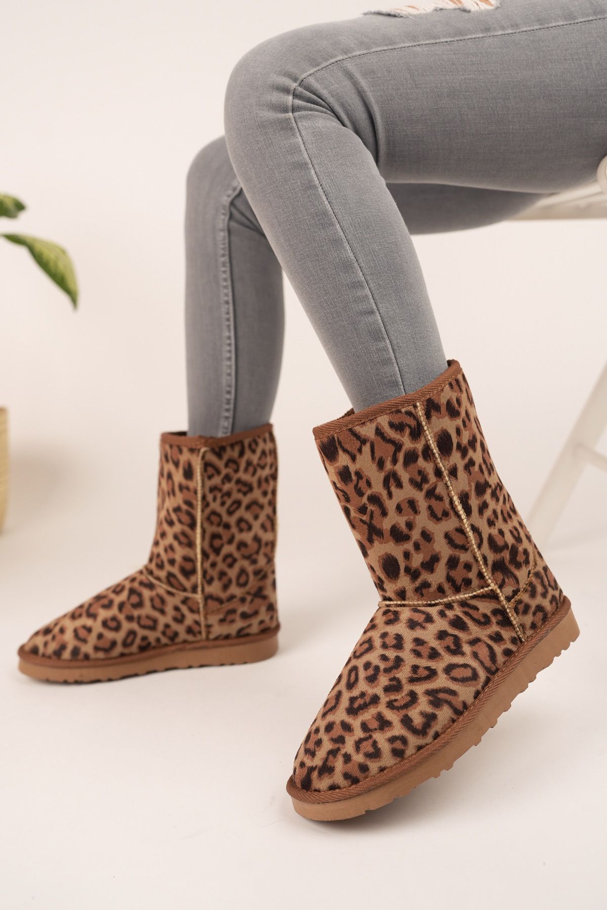 Animal boots brown online suede