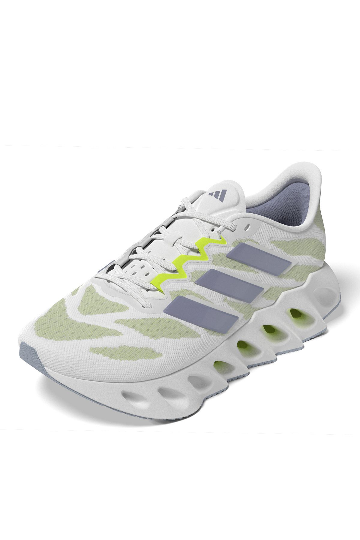 Beyaz Kadın Koşu Ayakkabısı FZ5685-ADIDAS SWITCH FWD W FTW
