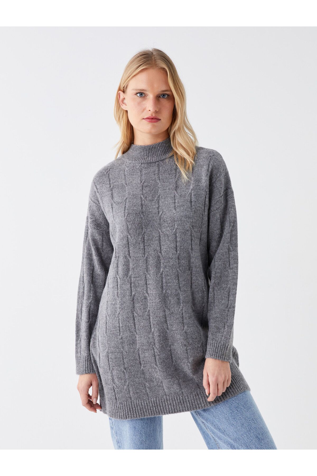 LC Waikiki-Halber Rollkragen, selbst gemustert, langärmelig, Übergröße, Stricktunika für Damen 1
