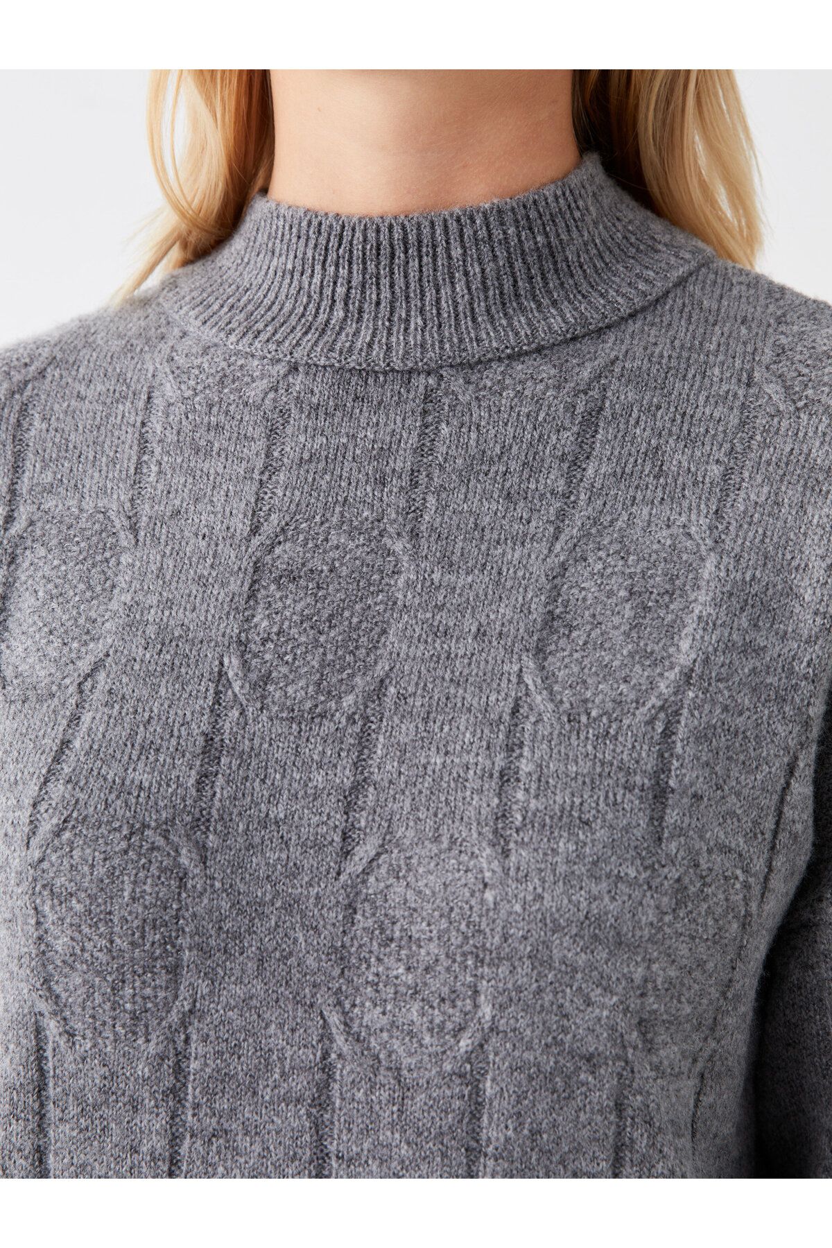 LC Waikiki-Halber Rollkragen, selbst gemustert, langärmelig, Übergröße, Stricktunika für Damen 4