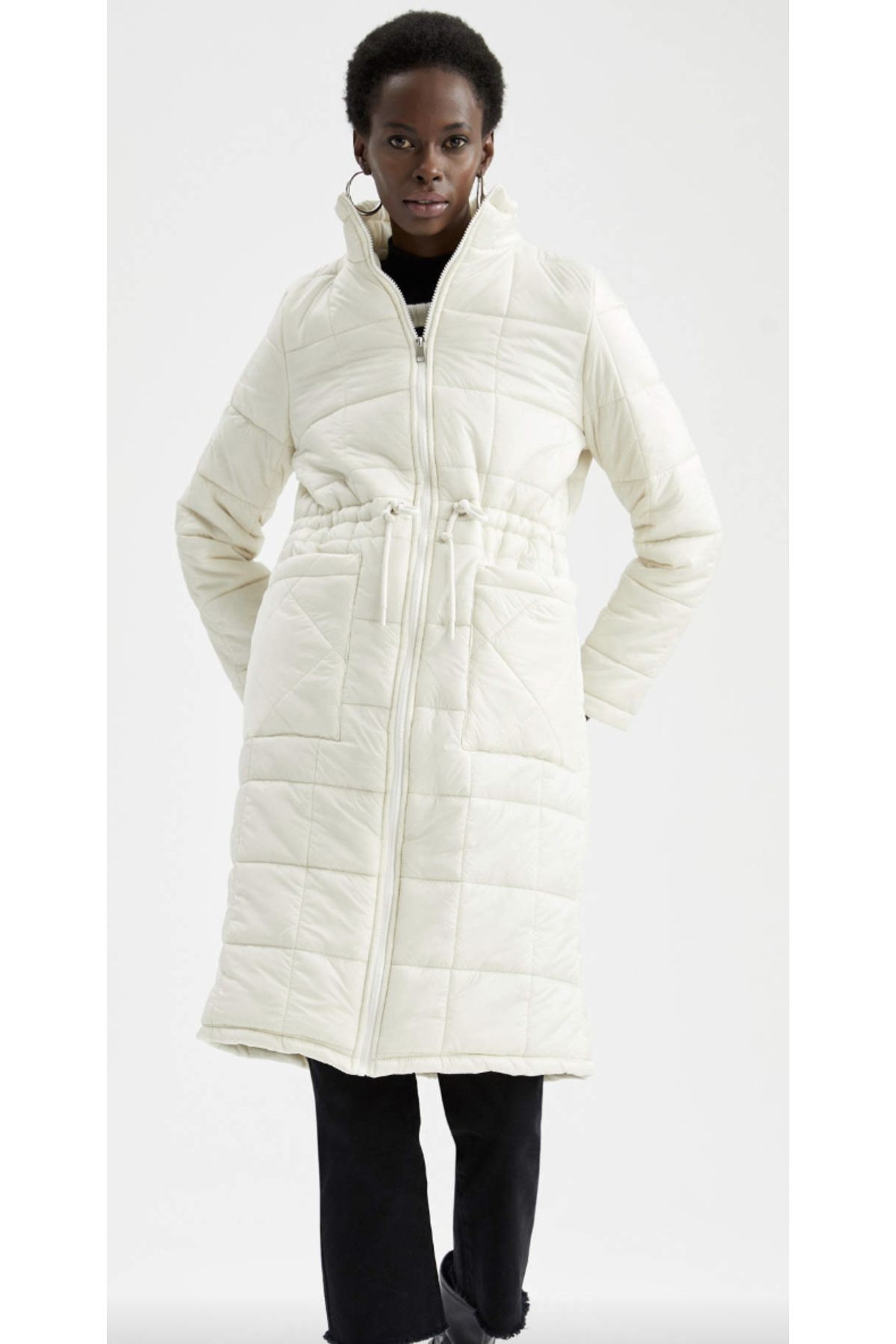 Defacto مانتو زمستانی یقه بلند پف دار ای مناسب با جیب و کمربند