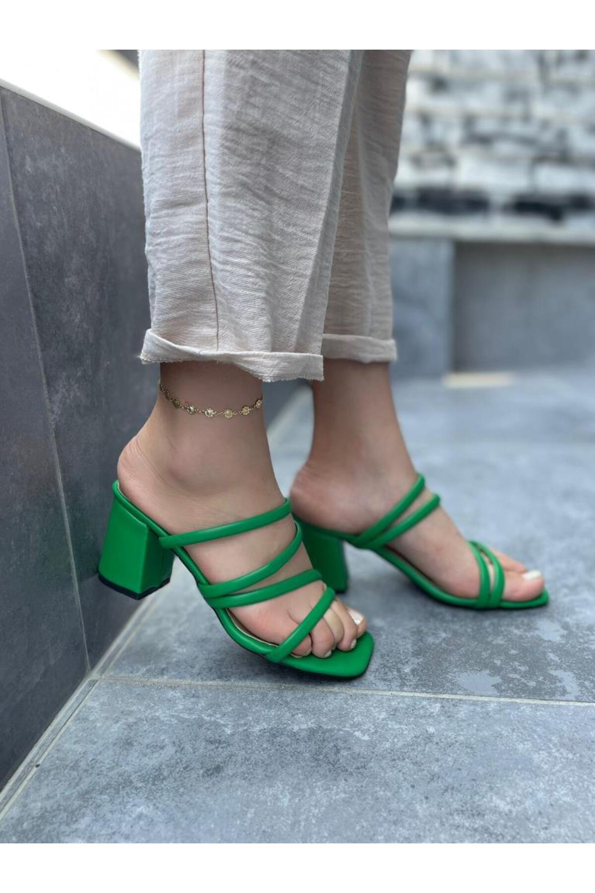 Yeşil Cilt Topuklu Terlik