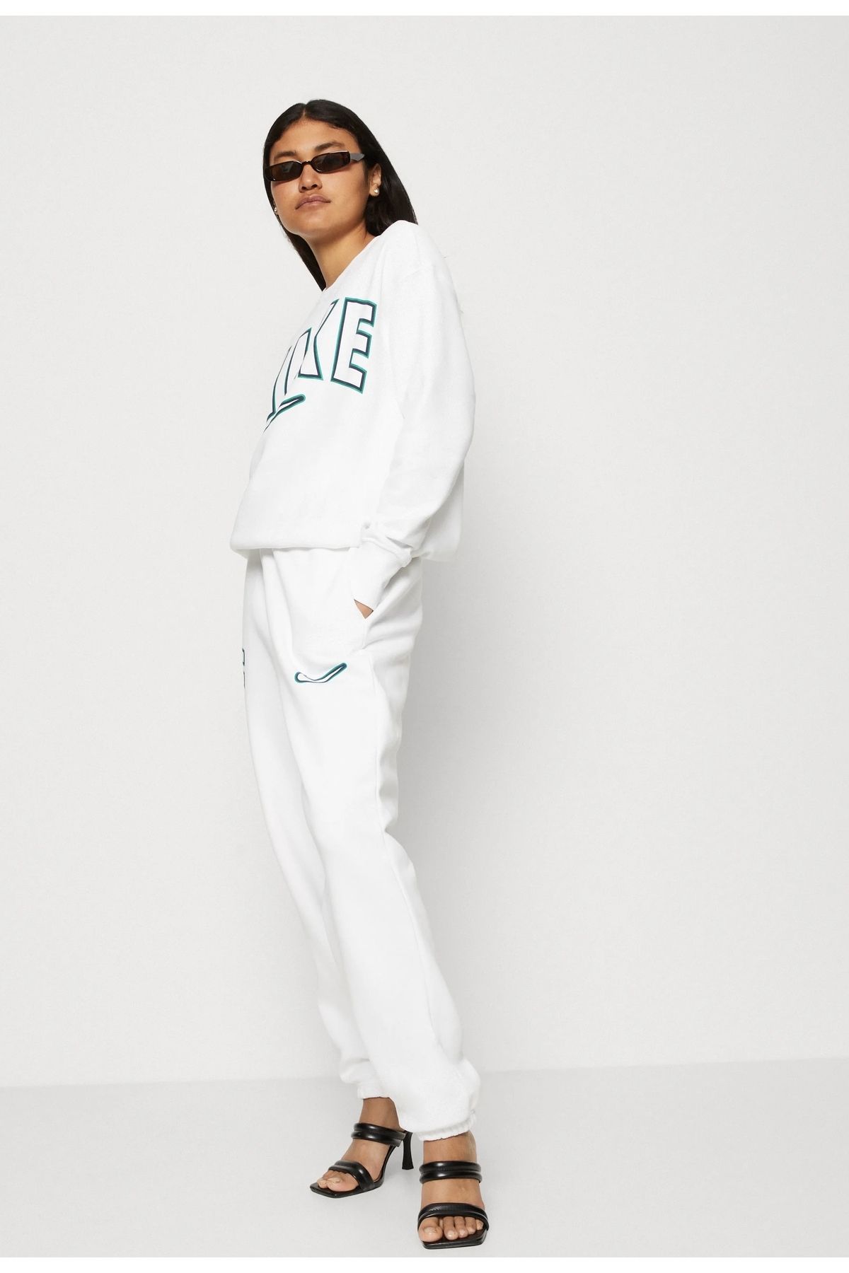 Nike Sportswear Phoenix Combed Cotton High Waisted Women's Sweatpants  Oversize Cut - Trendyol