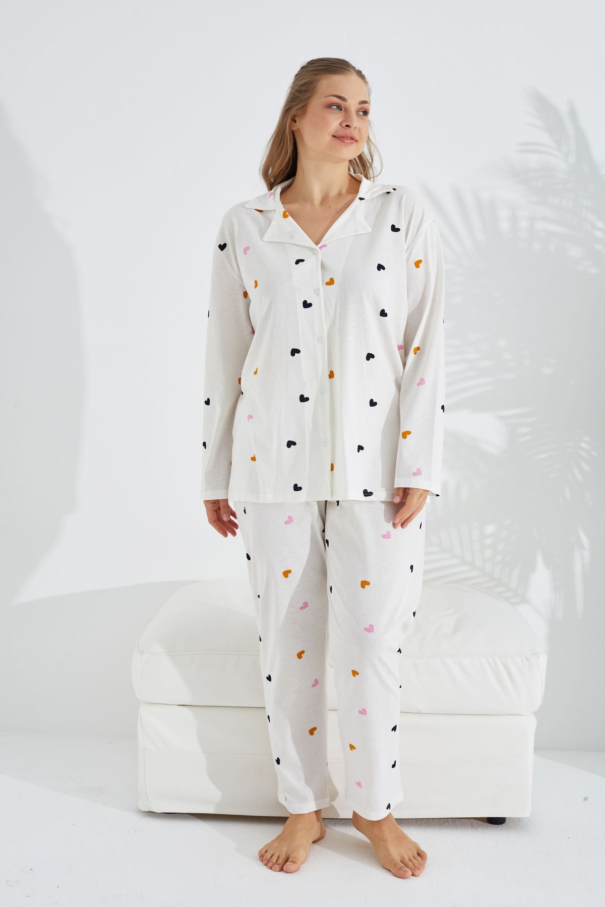 Siyah İnci-white heart pattern Curve Plus Size King Size Buttoned Cotton Pajama Set 2