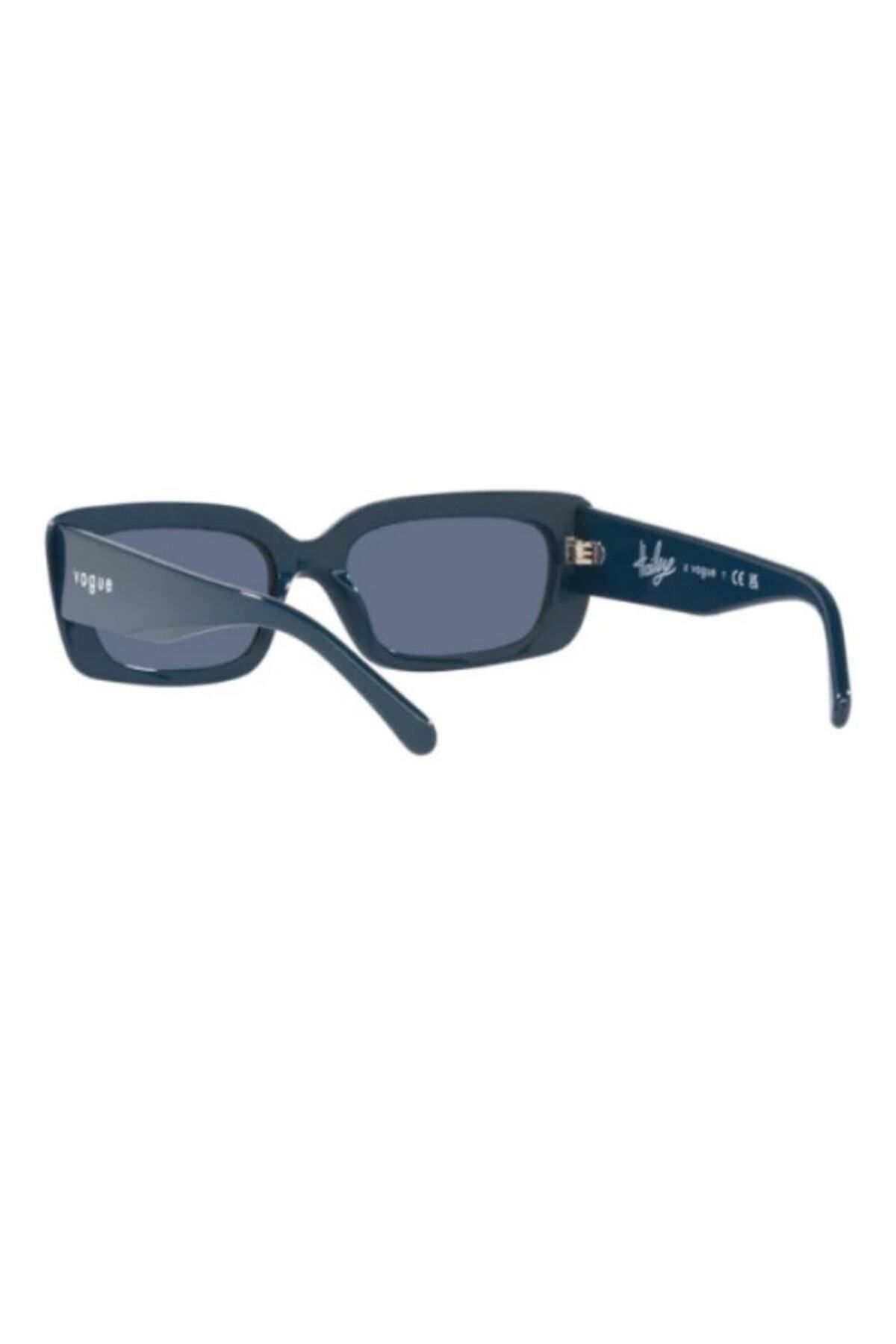 عینک آفتابی آبی زنانه Hailey Bieber Series 5440-s 300580 52-17-135 Vogue