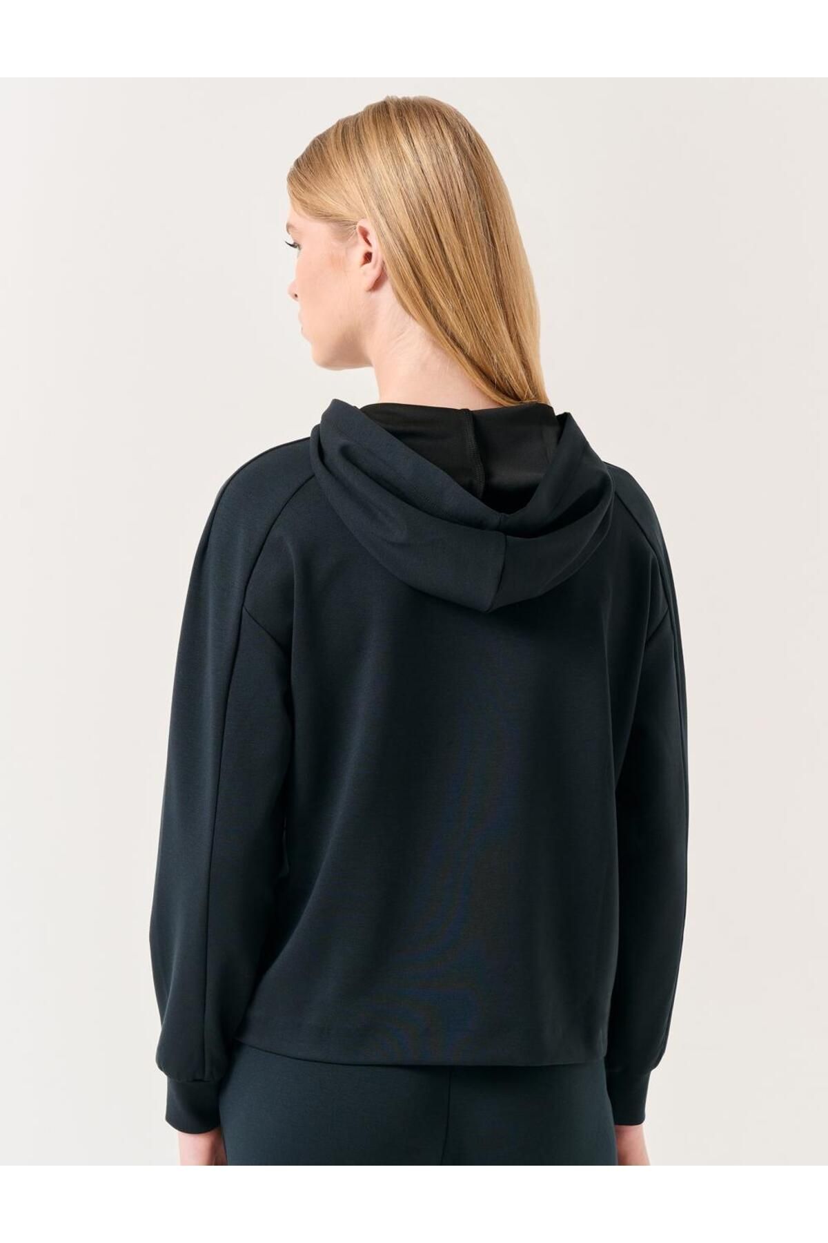 Jimmy Key Black Long Sleeve Hooded Low cut Sweatshirt Trendyol