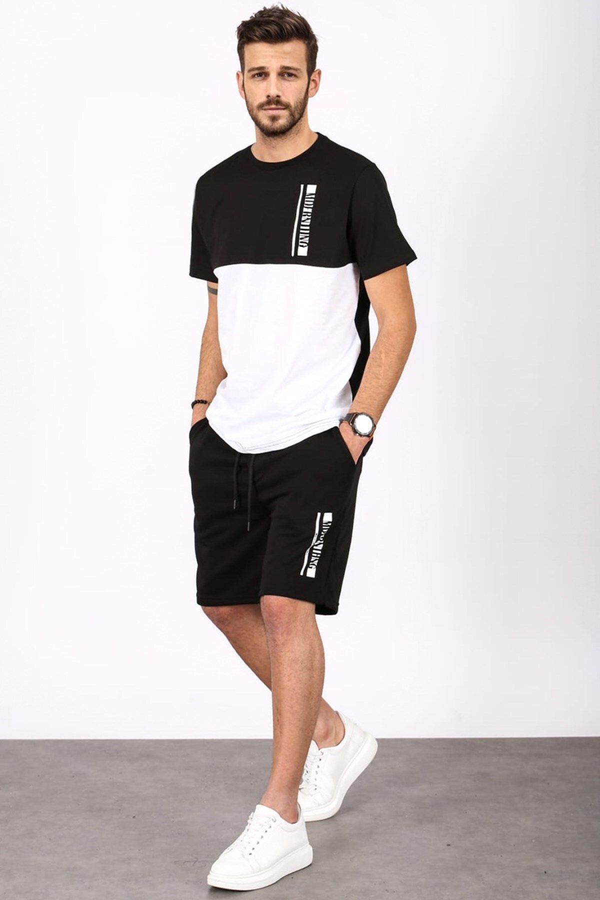 ست تی شرت و شلوارک اسپرت مدل دو رنگ کاپوت دار طرح چاپی مردانه مدمکست Madmext (برند ترکیه)