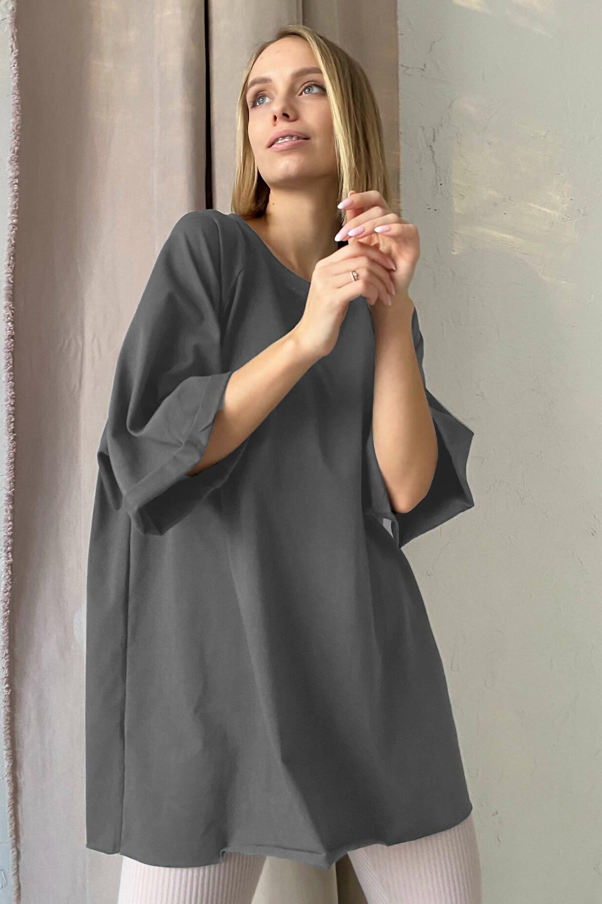 تی شرت یقه گرد طرح ساده جذاب مدل قواره دار آستین کوتاه زنانه مدمکست Madmext (برند ترکیه)