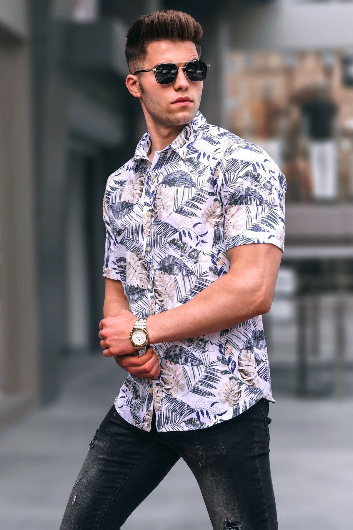 پیراهن مدل دکمه ای یقه پیراهنی طرحدار آستین کوتاه مردانه مدمکست Madmext (برند ترکیه)