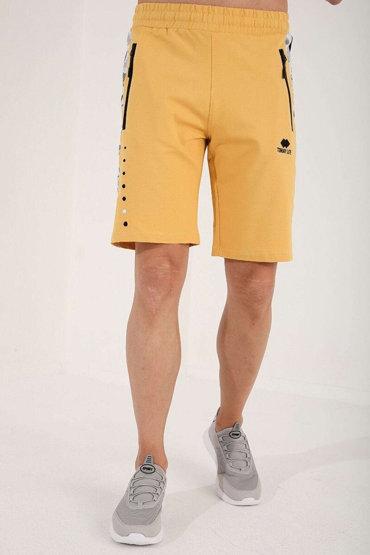 Active life shorts sale with zipper pockets