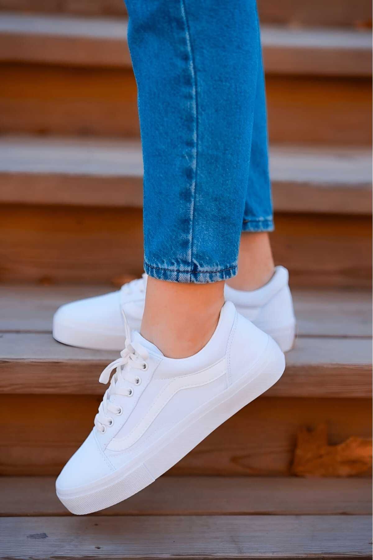 Plain white clearance casual shoes