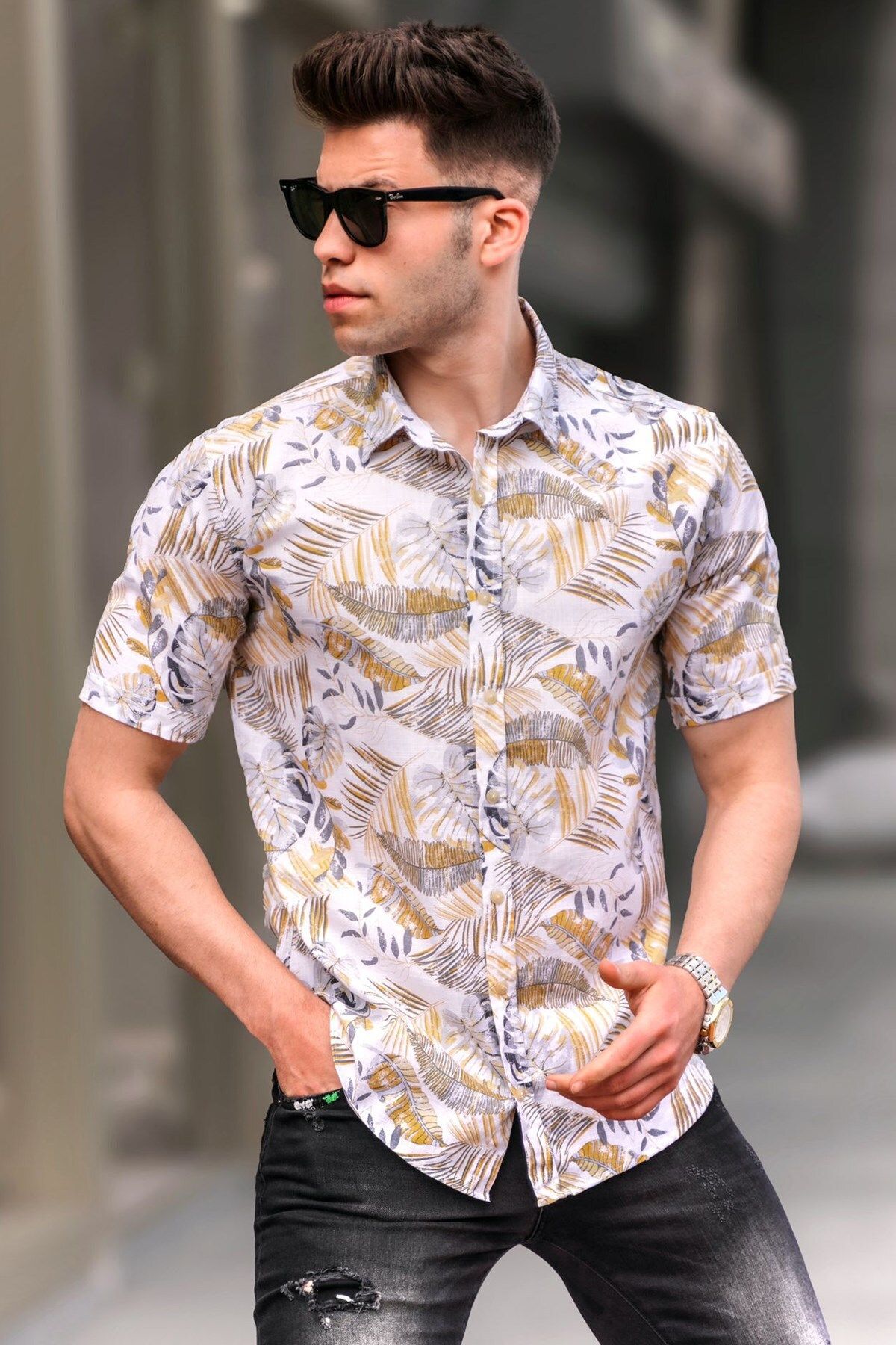 پیراهن مدل دکمه ای یقه پیراهنی طرحدار آستین کوتاه مردانه مدمکست Madmext (برند ترکیه)