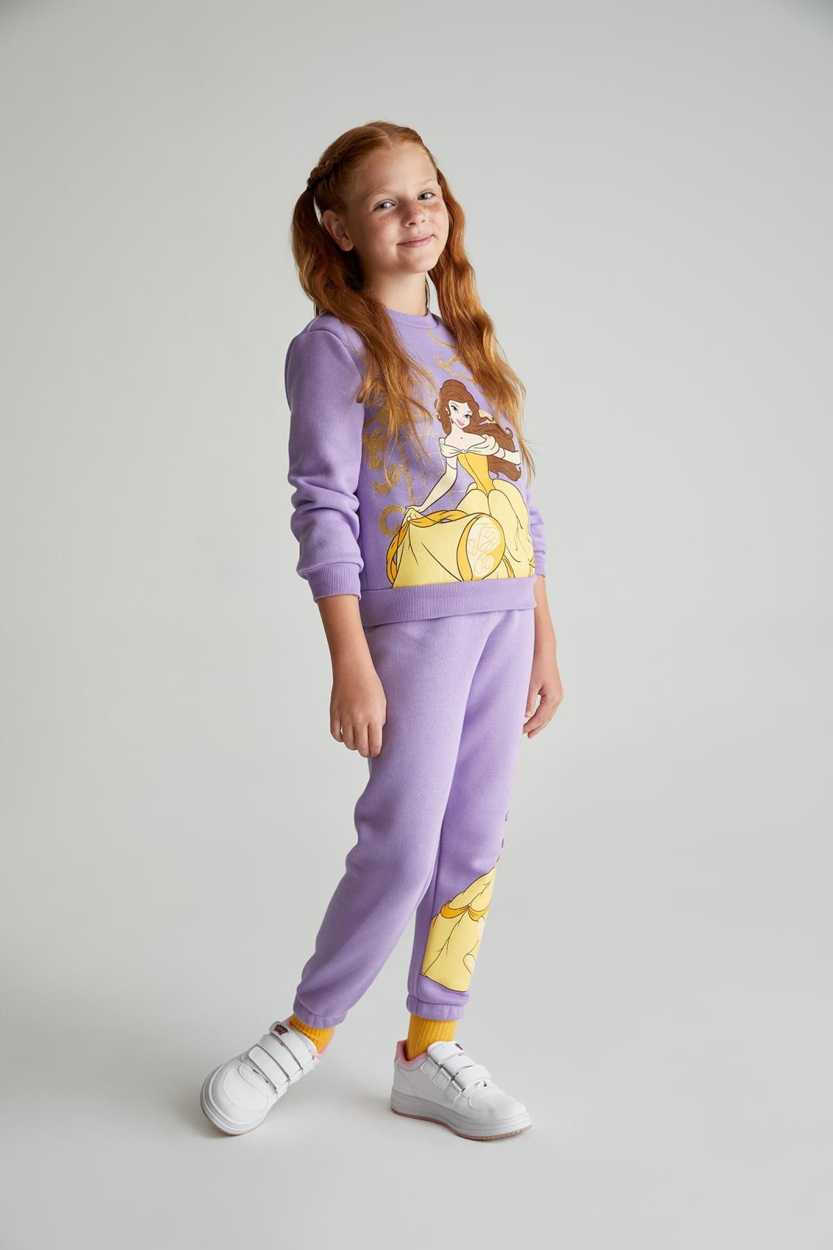 Fuzzy shop sweatshirt girls