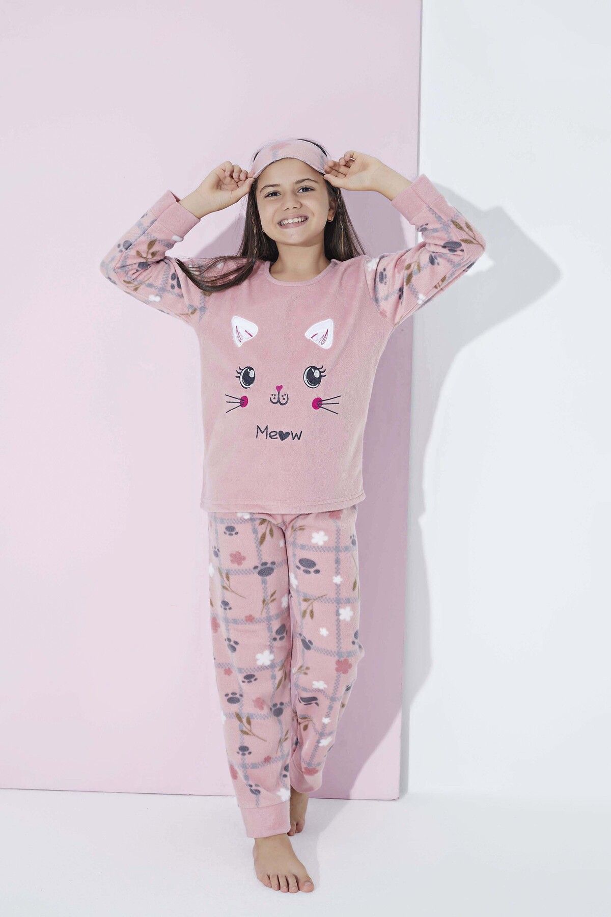 Teenager on sale pajama sets