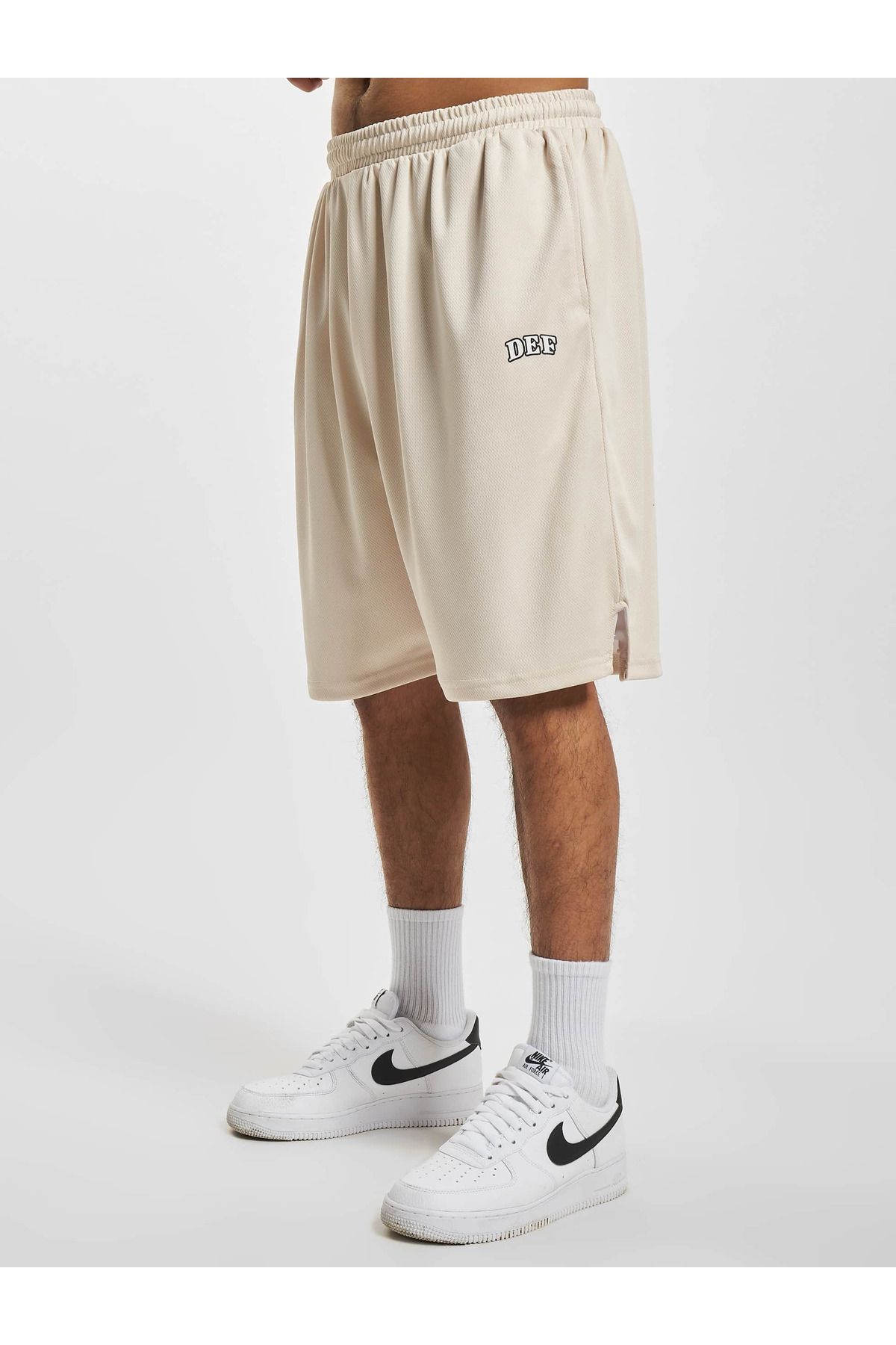 complete the look image