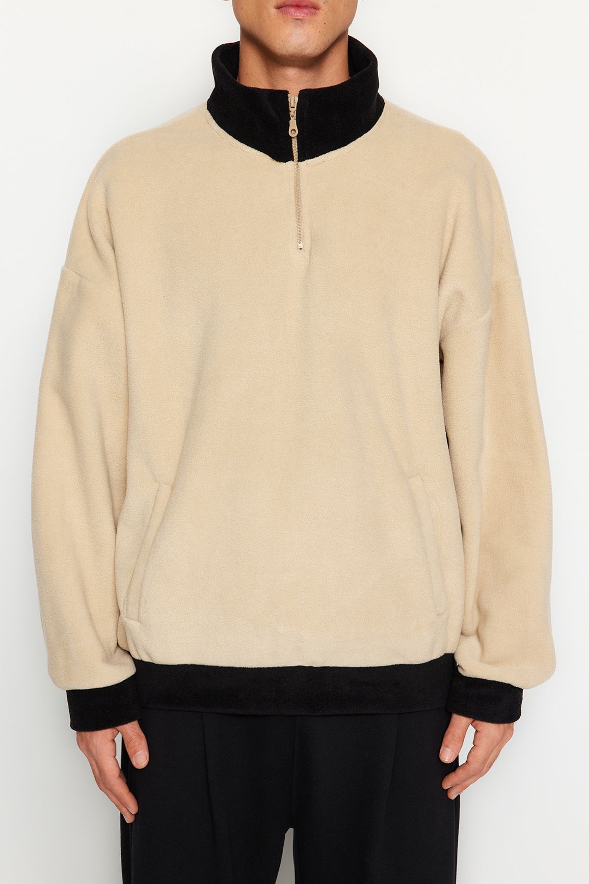 Trendyol Collection-Béžová oversize fleecová mikina proti žmolkování - poloviční zip, stojáček Tmnaw24Sw00036 4