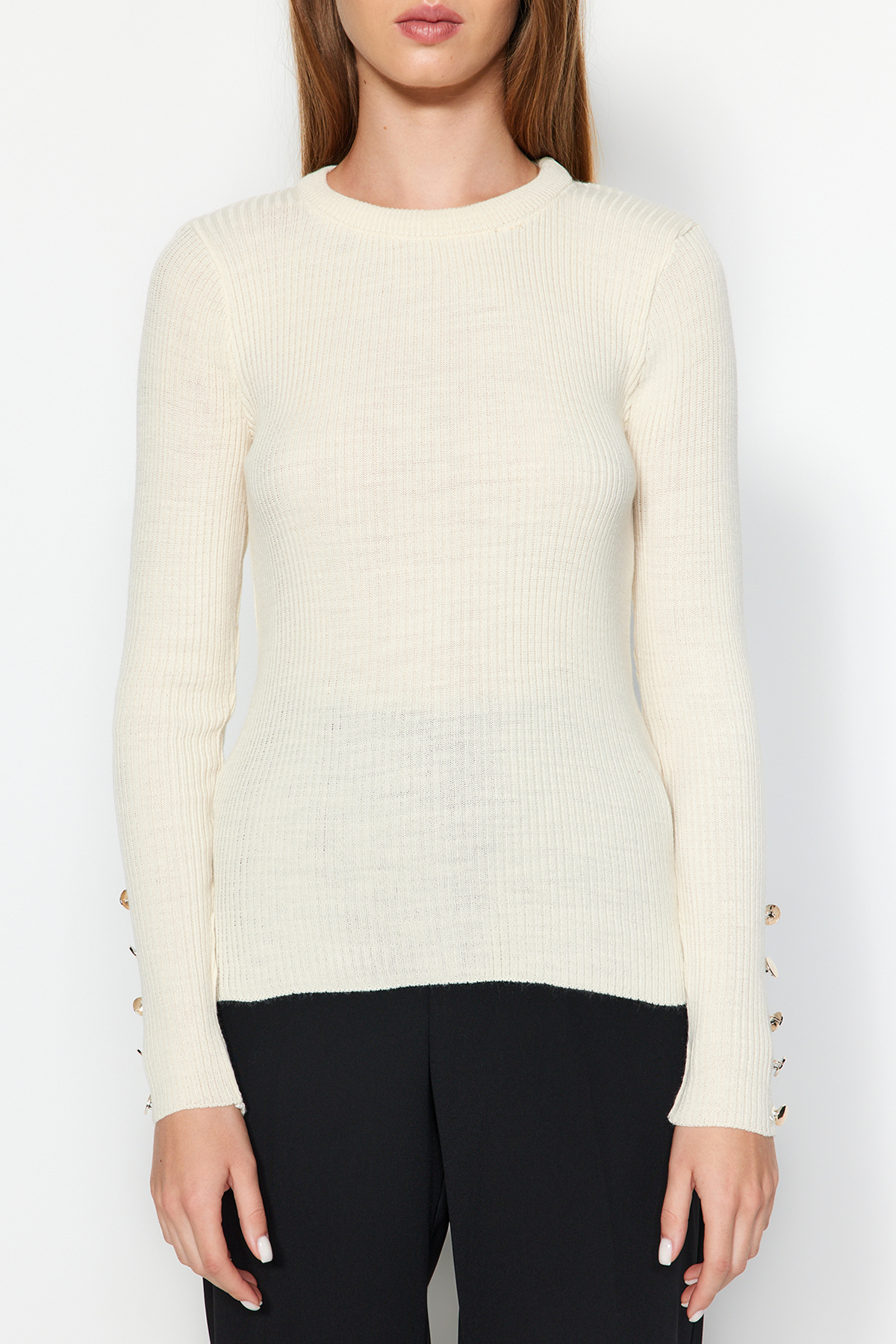 Trendyolmilla  Taş Düğme Detaylı Triko Kazak TWOAW24KZ01207 - Görsel 3