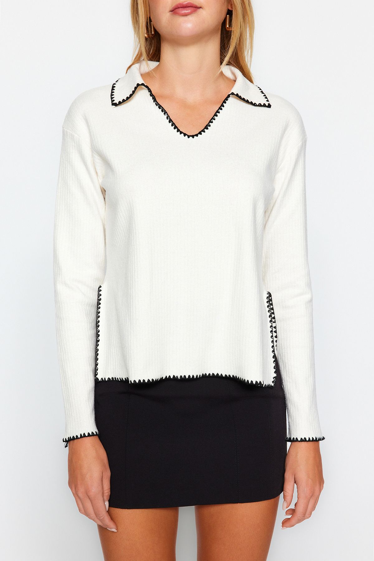Trendyol Collection-Ecru Crochet Embroidery Detailed Corded Shirt Collar Regular Fit Knitted Blouse TWOAW24BZ00398 4