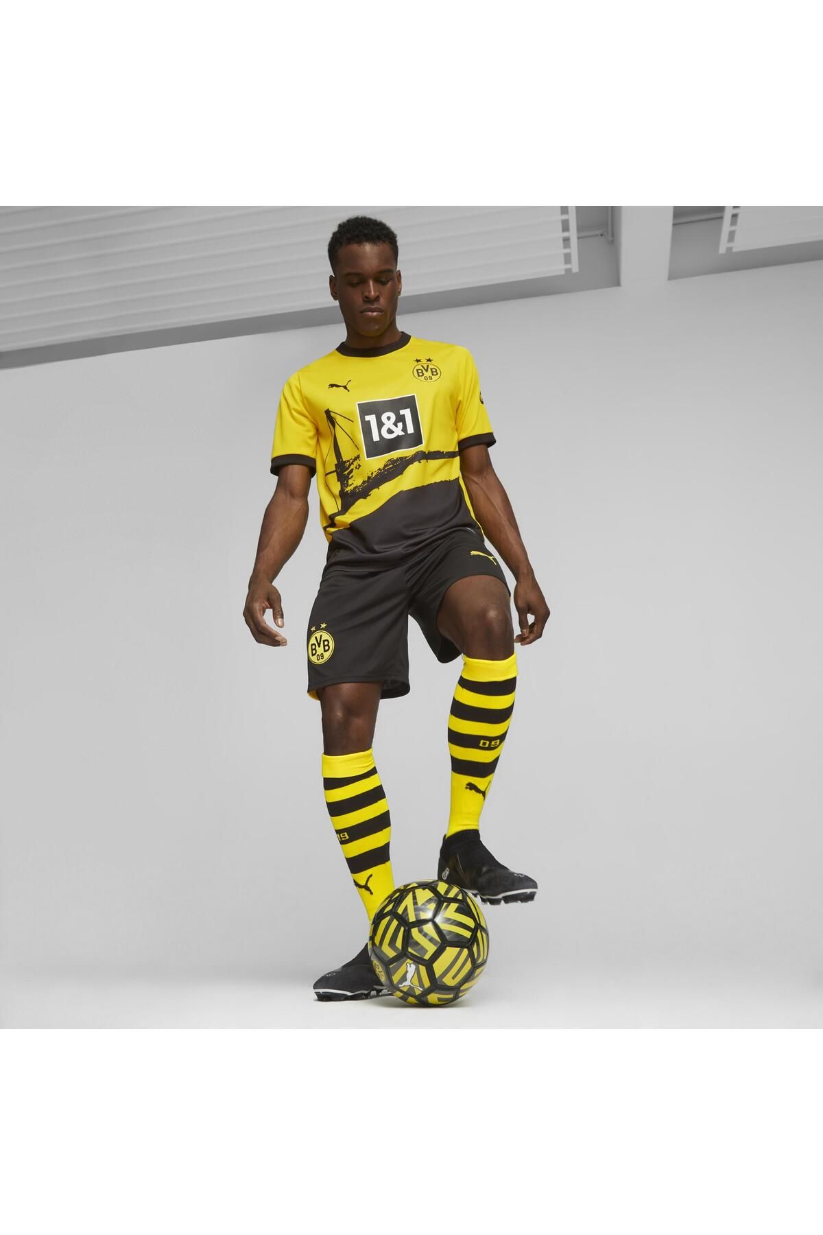Yellow football kit sales