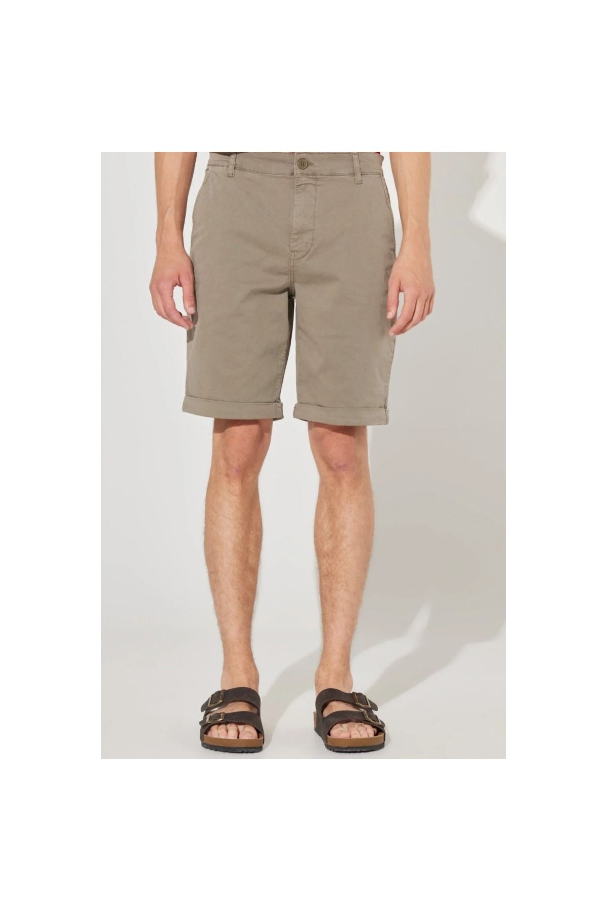 Lee Men s Khaki Shorts Trendyol