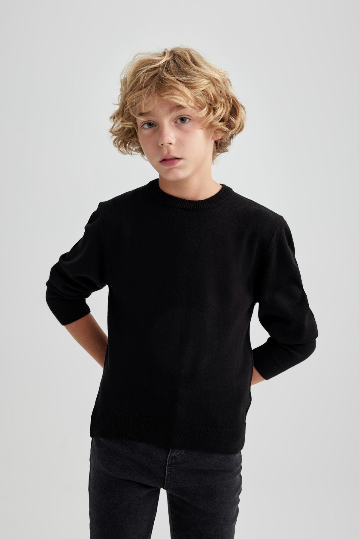 Boys black sale crew neck sweater