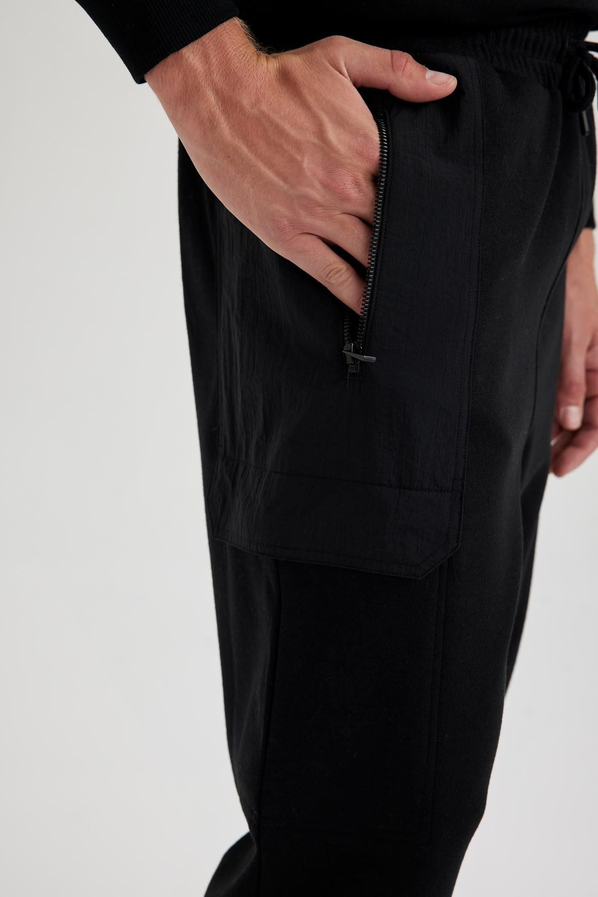DeFacto-Regular Fit Sweatpants with Adjustable Elastic - Zip-Up Pike A5356Ax23Au 4