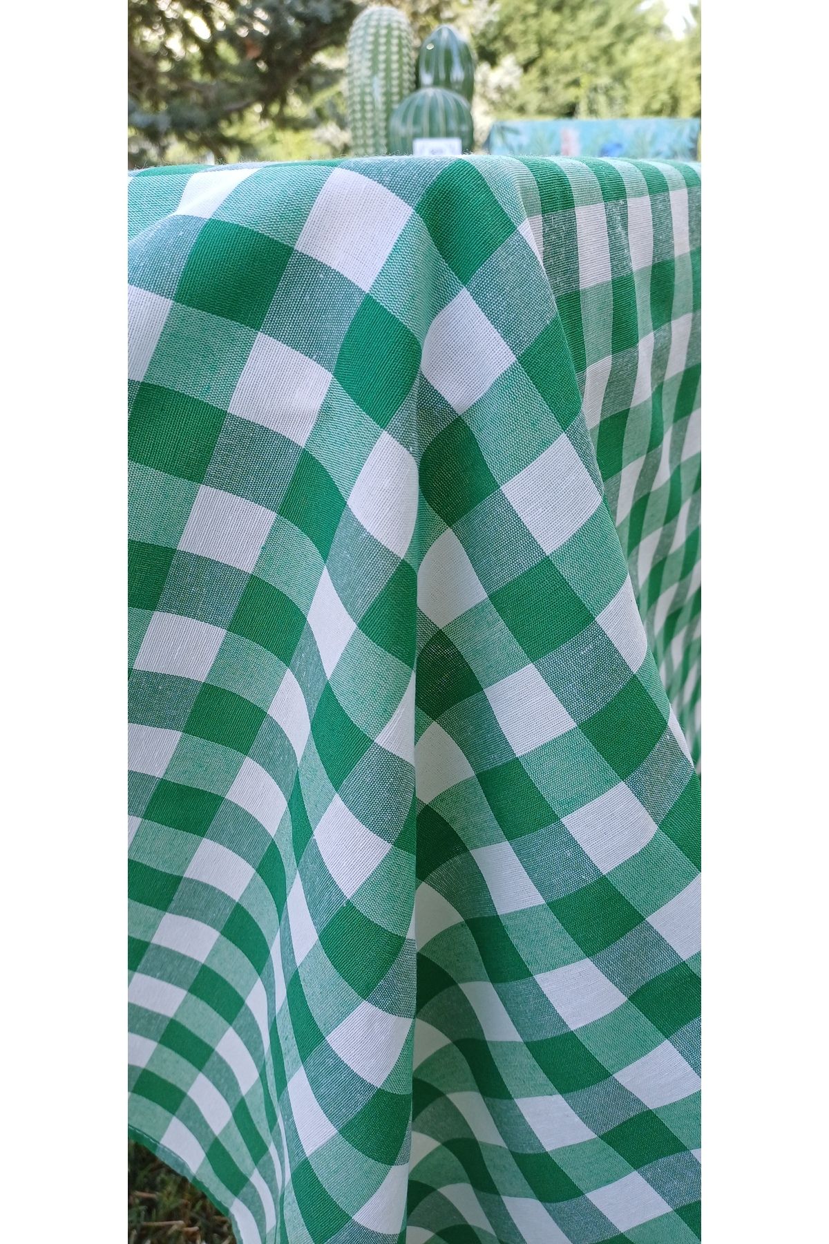 Green and white tablecloth new arrivals