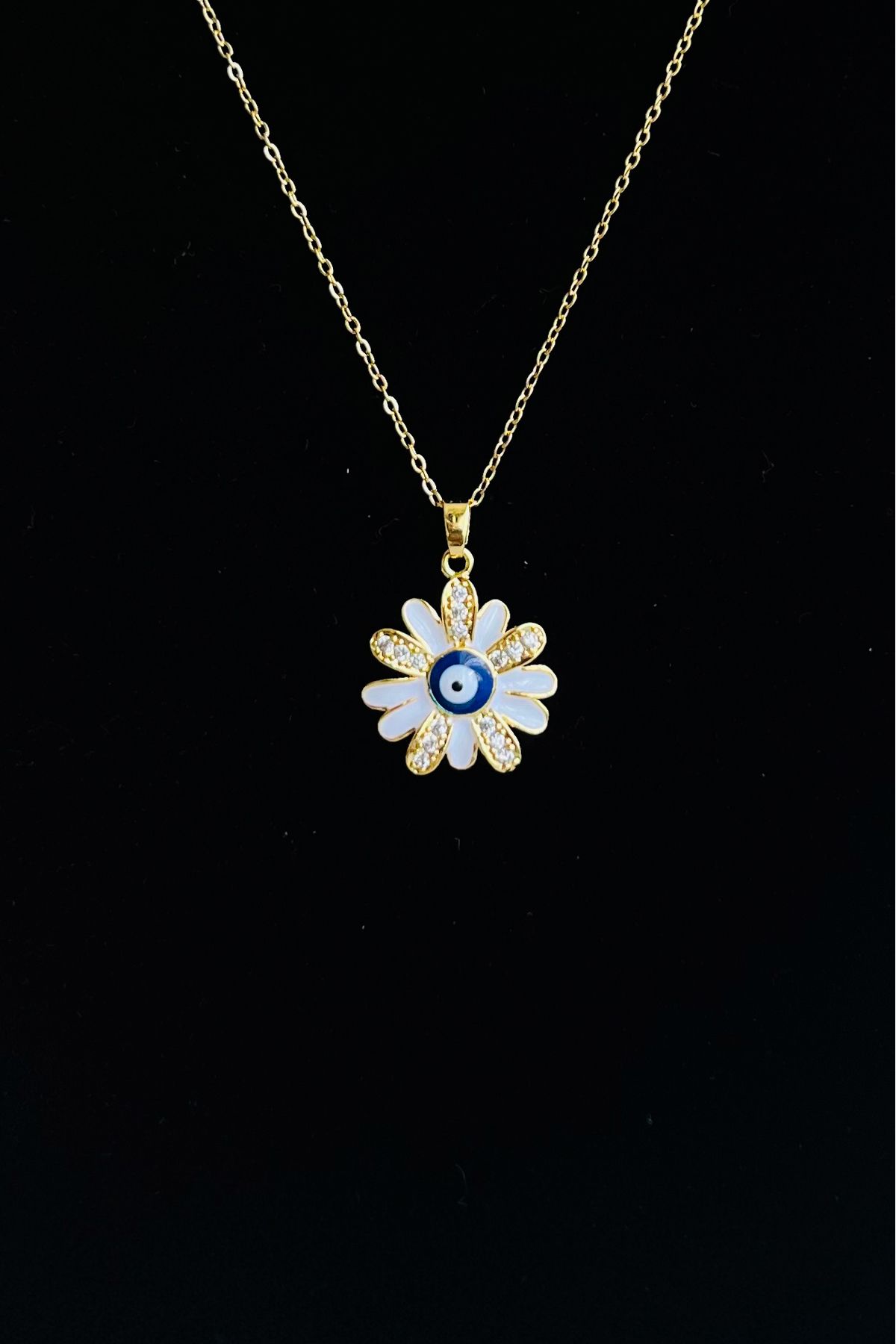 Flower deals chain necklace