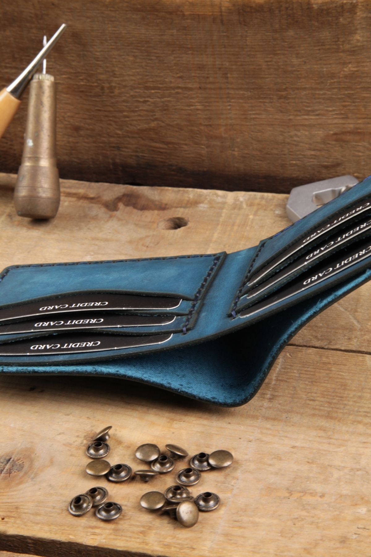 کیف پول مردانه چرم واقعی و 100 ٪ دستباف دست ساز New Coast Leather 1900's