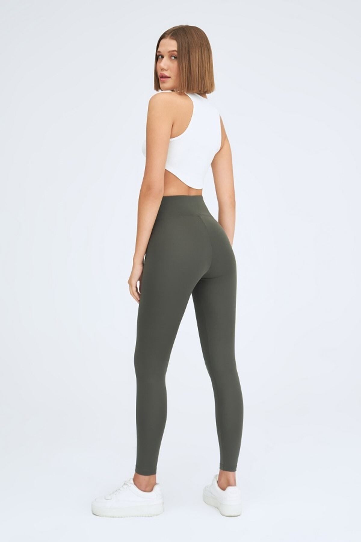 based on basics-One Size Tights Khaki 2