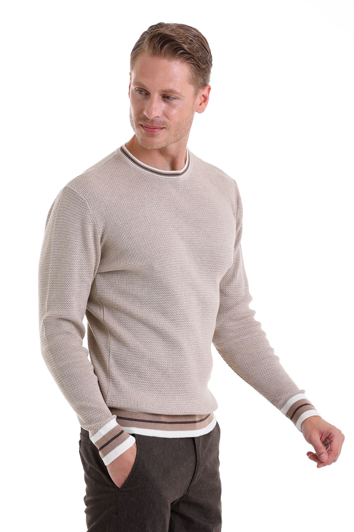 ژاکت بافتنی معمولی یقه نخی ساده بژ Comfort Fit Hatemoğlu