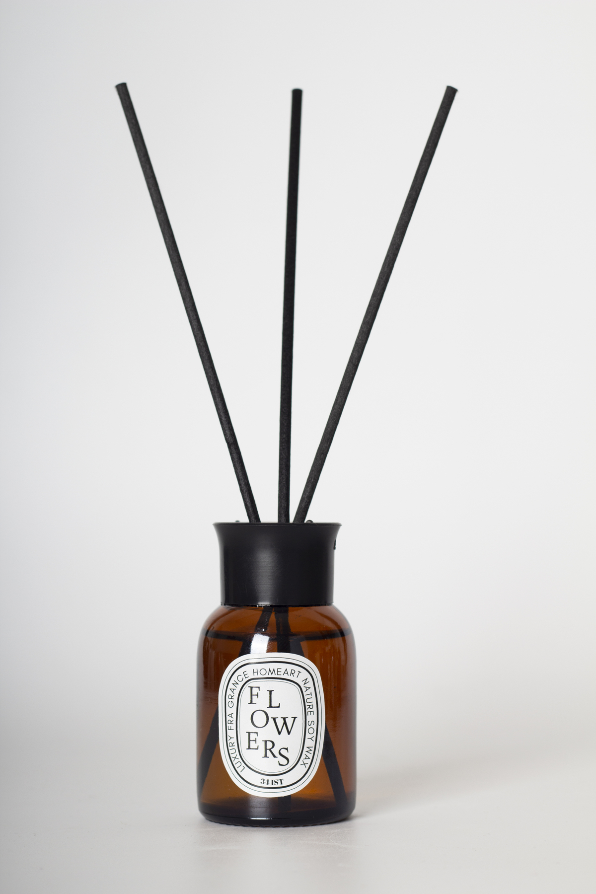 White flower Bamboo Stick Amber Bottle Room Fragrance 50ml