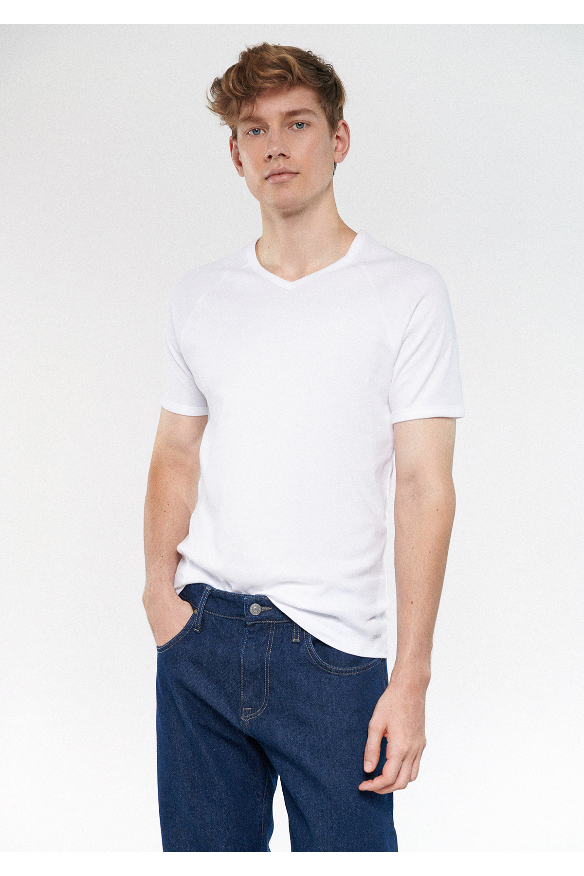 تی شرت یقه v آستین کوتاه مردانه ماوی Mavi (برند ترکیه)