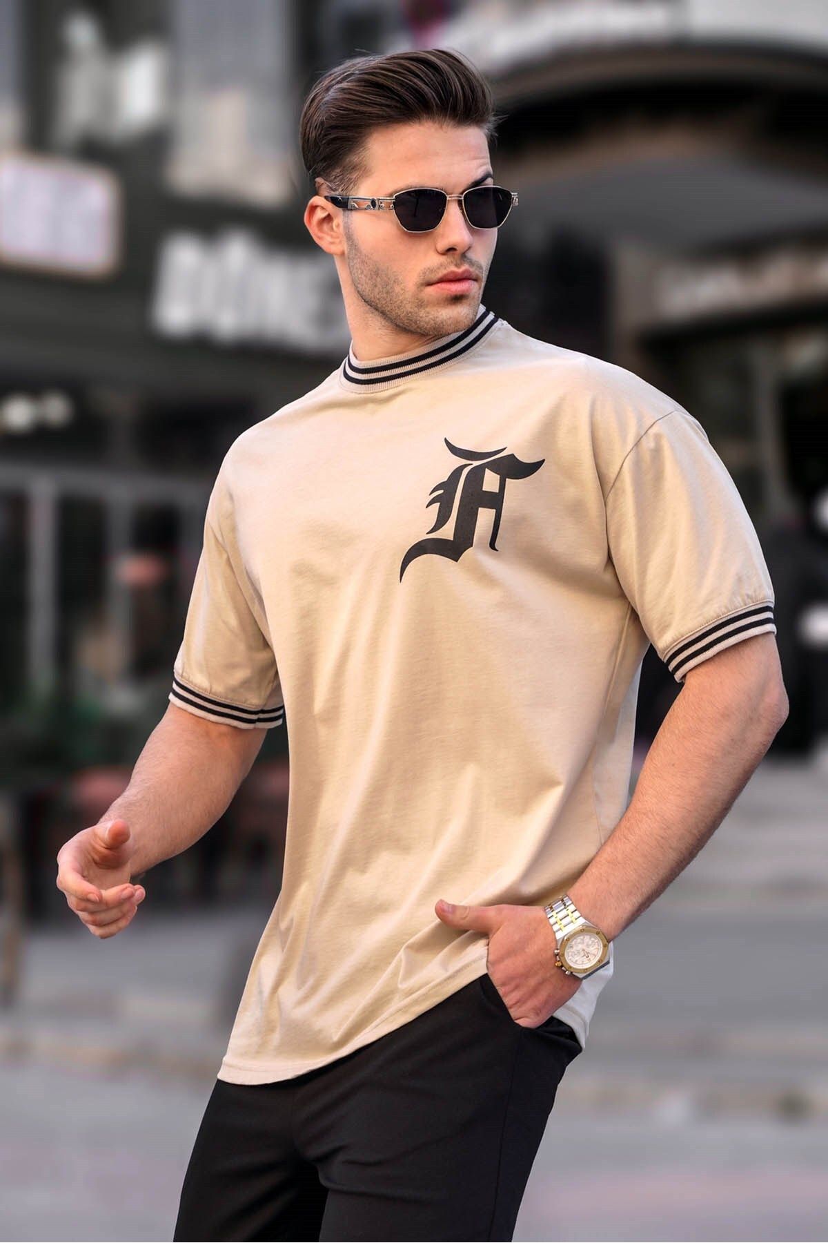 تی شرت یقه خدمه مدل طرحدار آستین کوتاه طرح چاپی مردانه مدمکست Madmext (برند ترکیه)