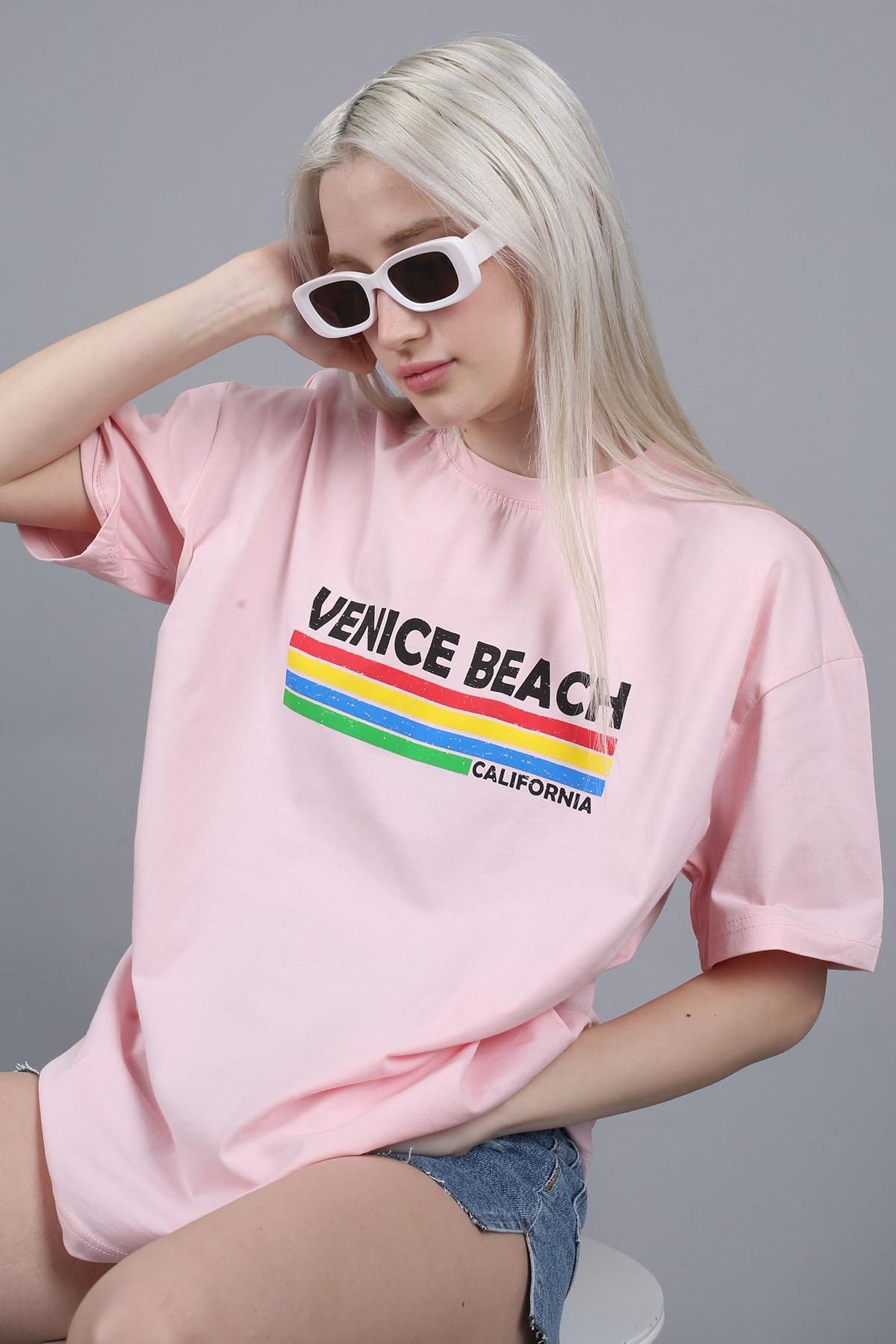 تی شرت یقه خدمه طرح چاپی آستین کوتاه قواره دار زنانه مدمکست Madmext (برند ترکیه)