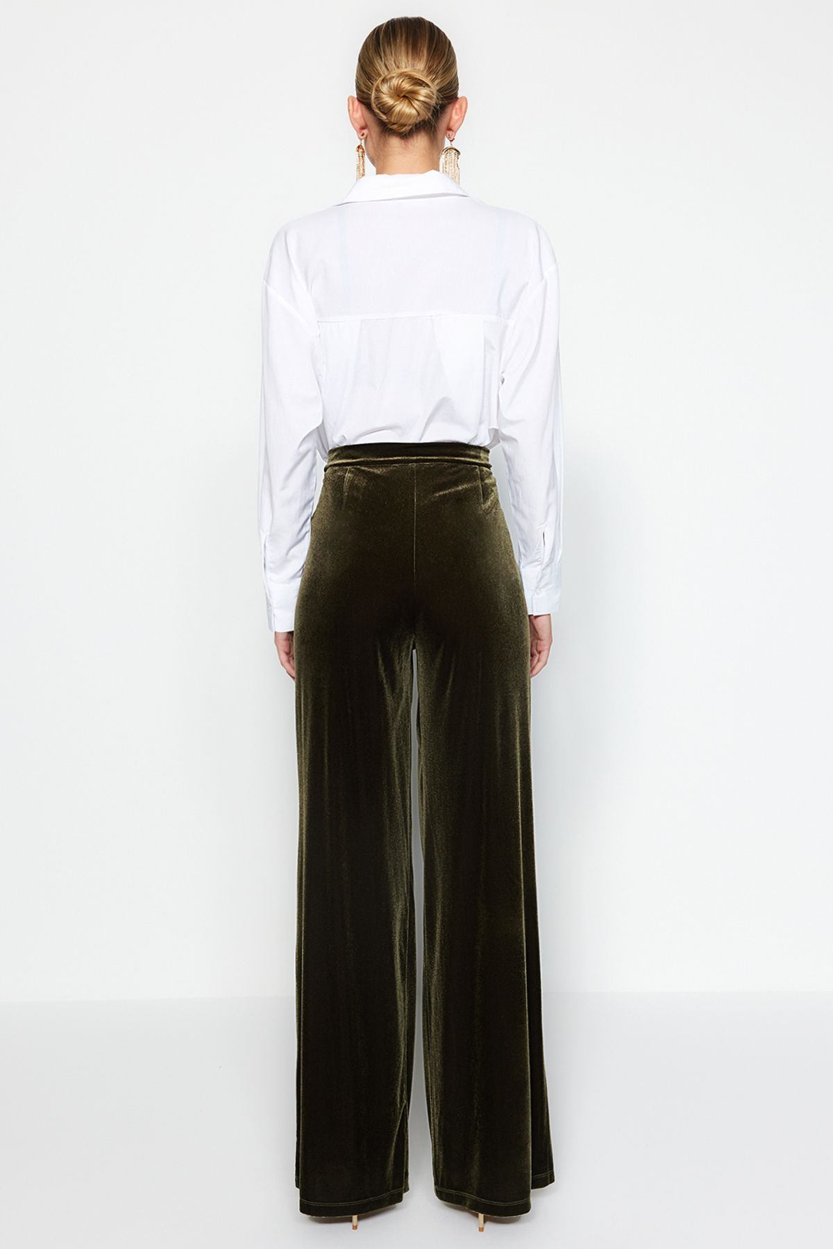 Trendyol Collection-Limitierte Edition – Khakifarbene Samthose TPRAW23PL00017 6