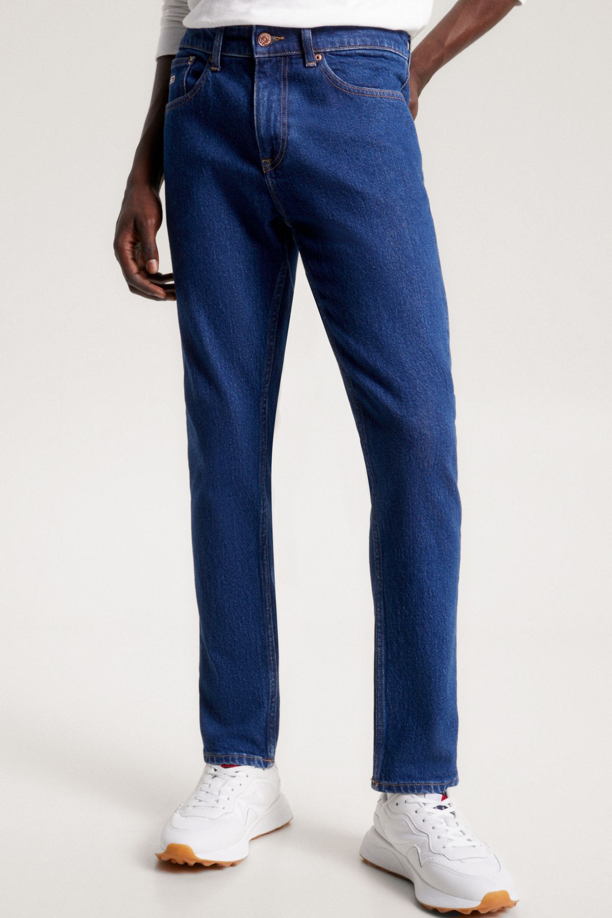 STRAIGHT FIT JEANS - Mid-blue