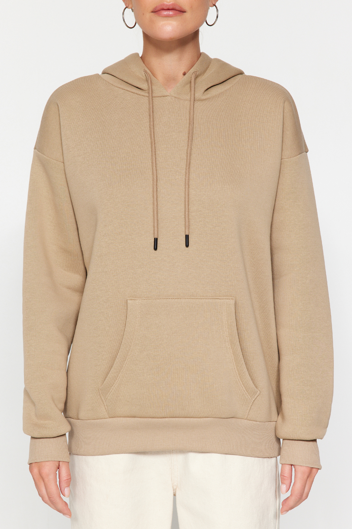 Trendyolmilla  Vizon Kalın İçi Polarlı Oversize/Geniş Kalıp Kapüşonlu Basic Örme Sweatshirt TWOAW24SW00103 - Görsel 6