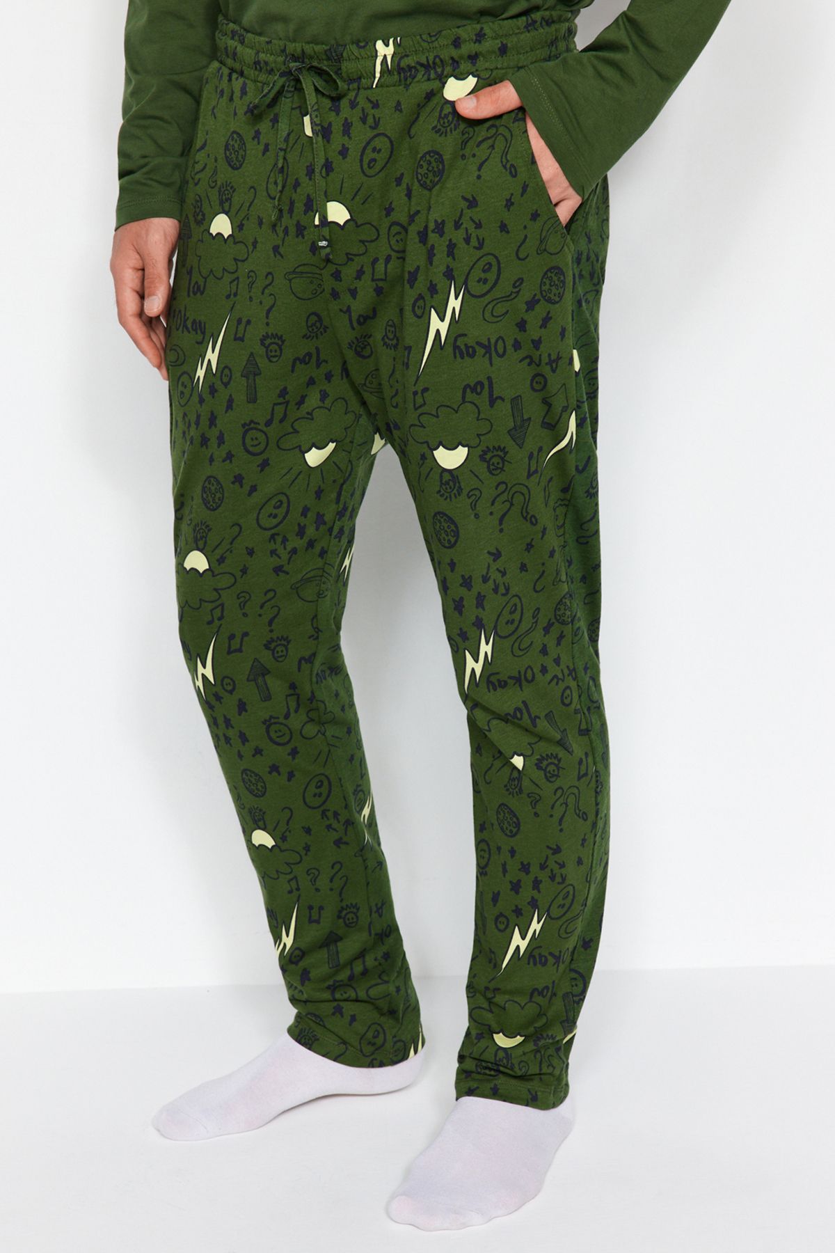 Trendyol Collection-Set de pijamale tricotate cu broderie kaki pentru bărbați - 100% bumbac TMNAW24PT00025 5